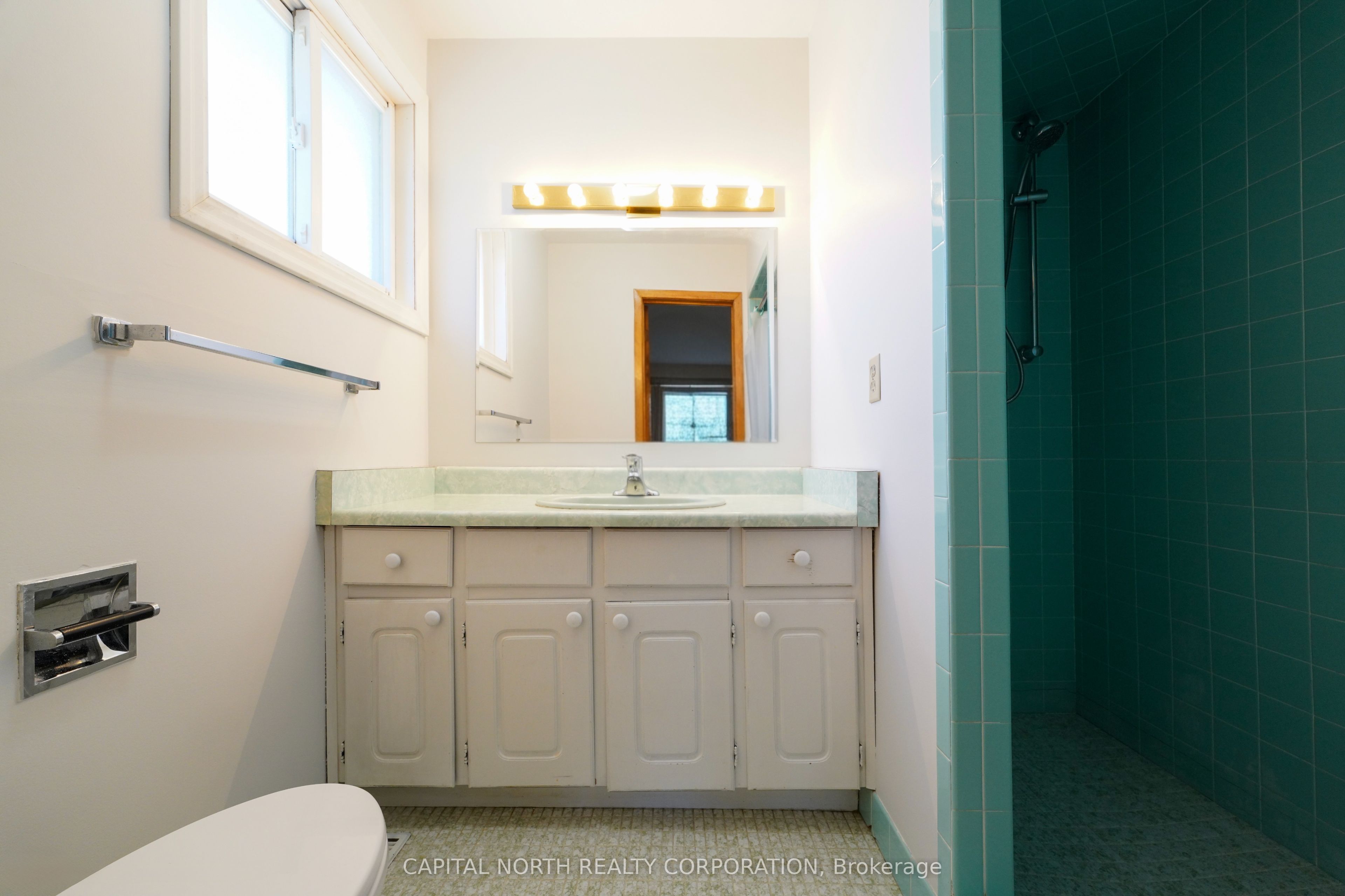 79 Shoreham Drive Property Photo 25