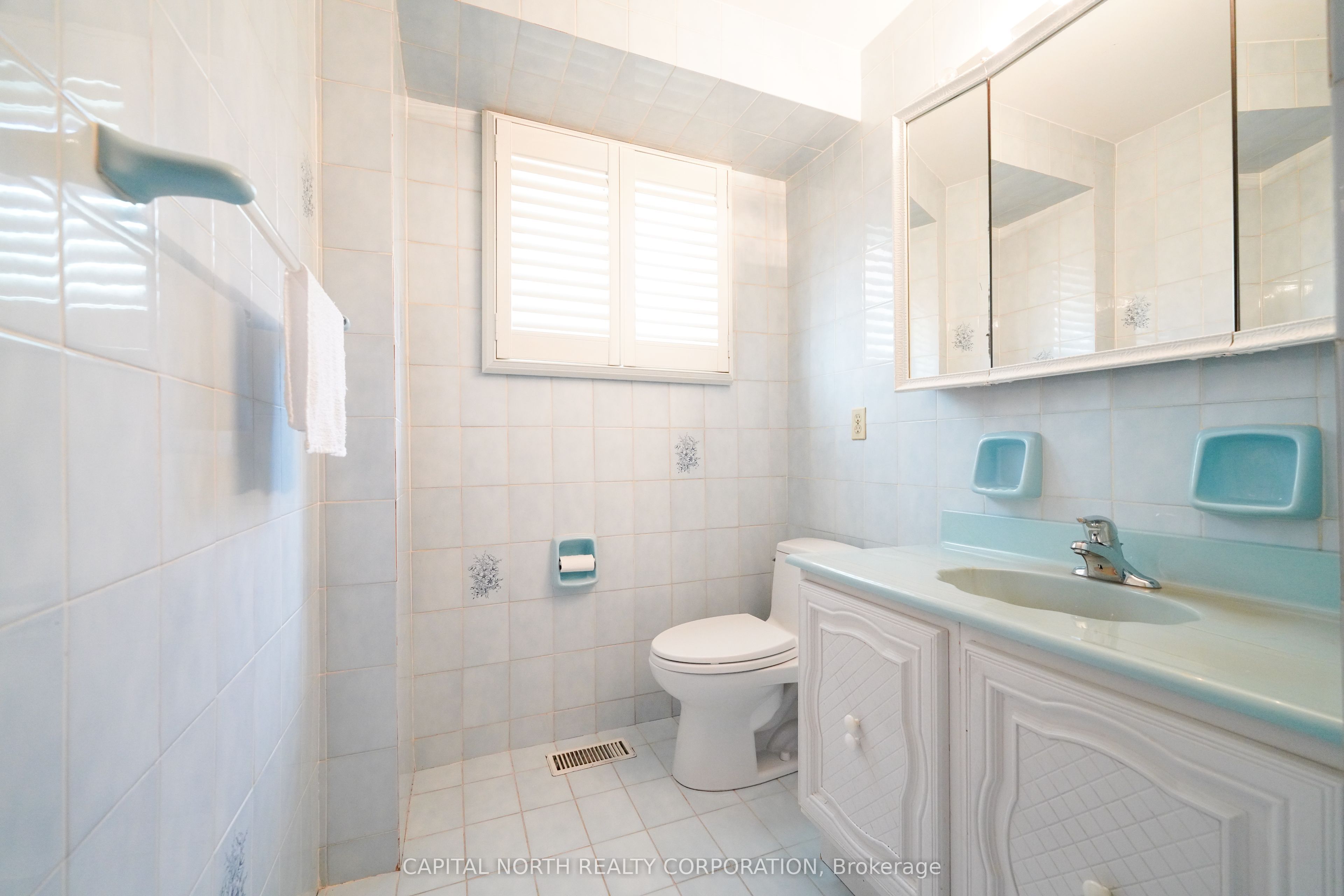 79 Shoreham Drive Property Photo 35