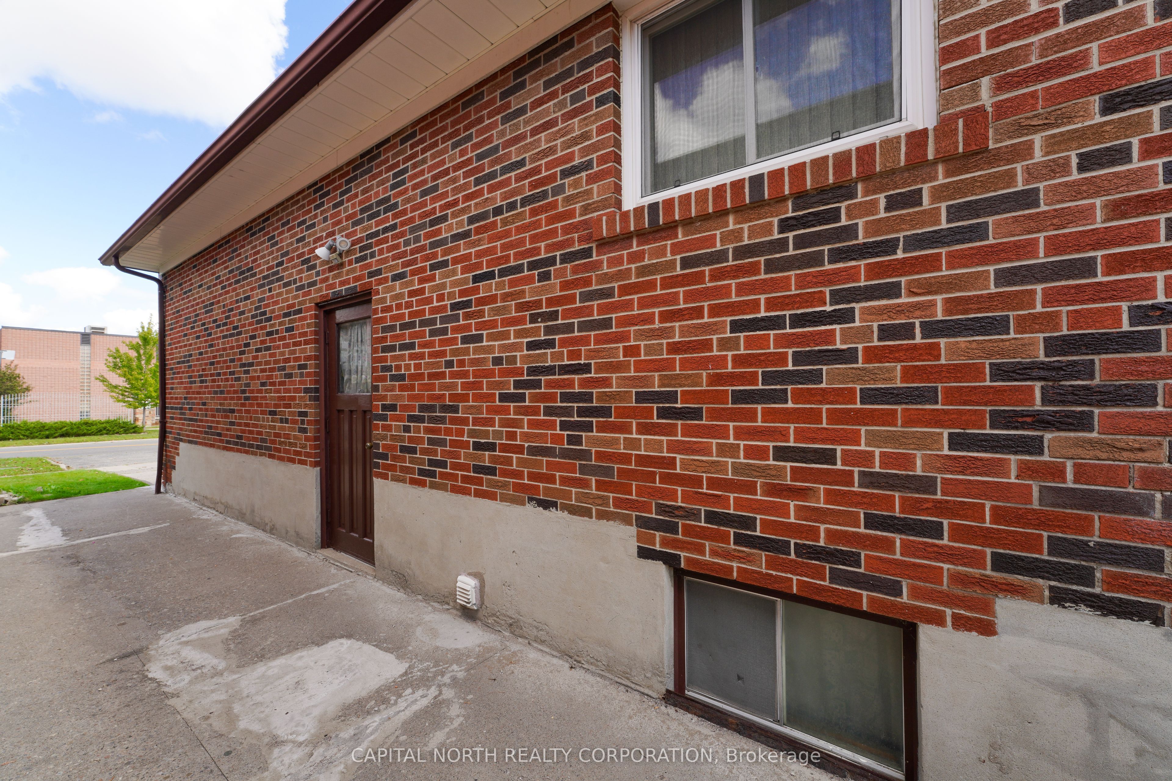 79 Shoreham Drive Property Photo 38