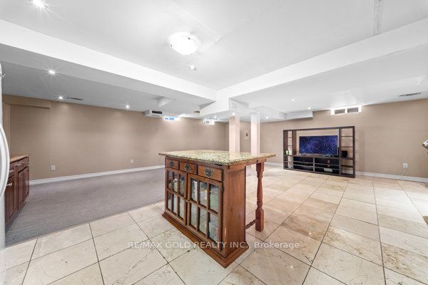 14 Beckenham Road Property Photo 46