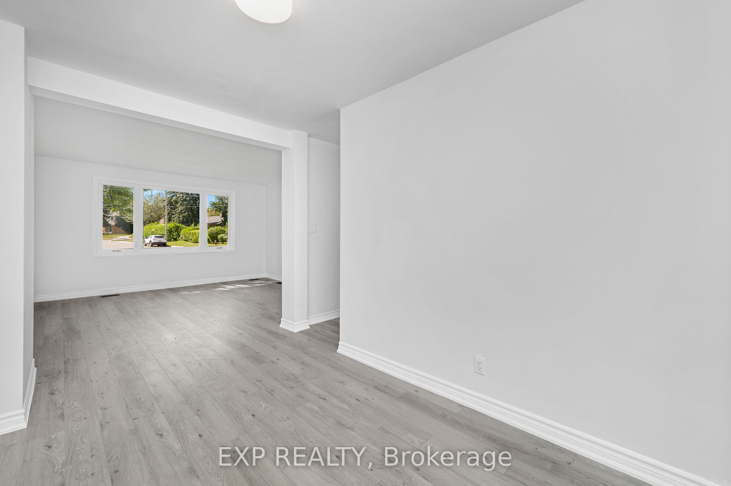 132 Heslop Road Property Photo 15