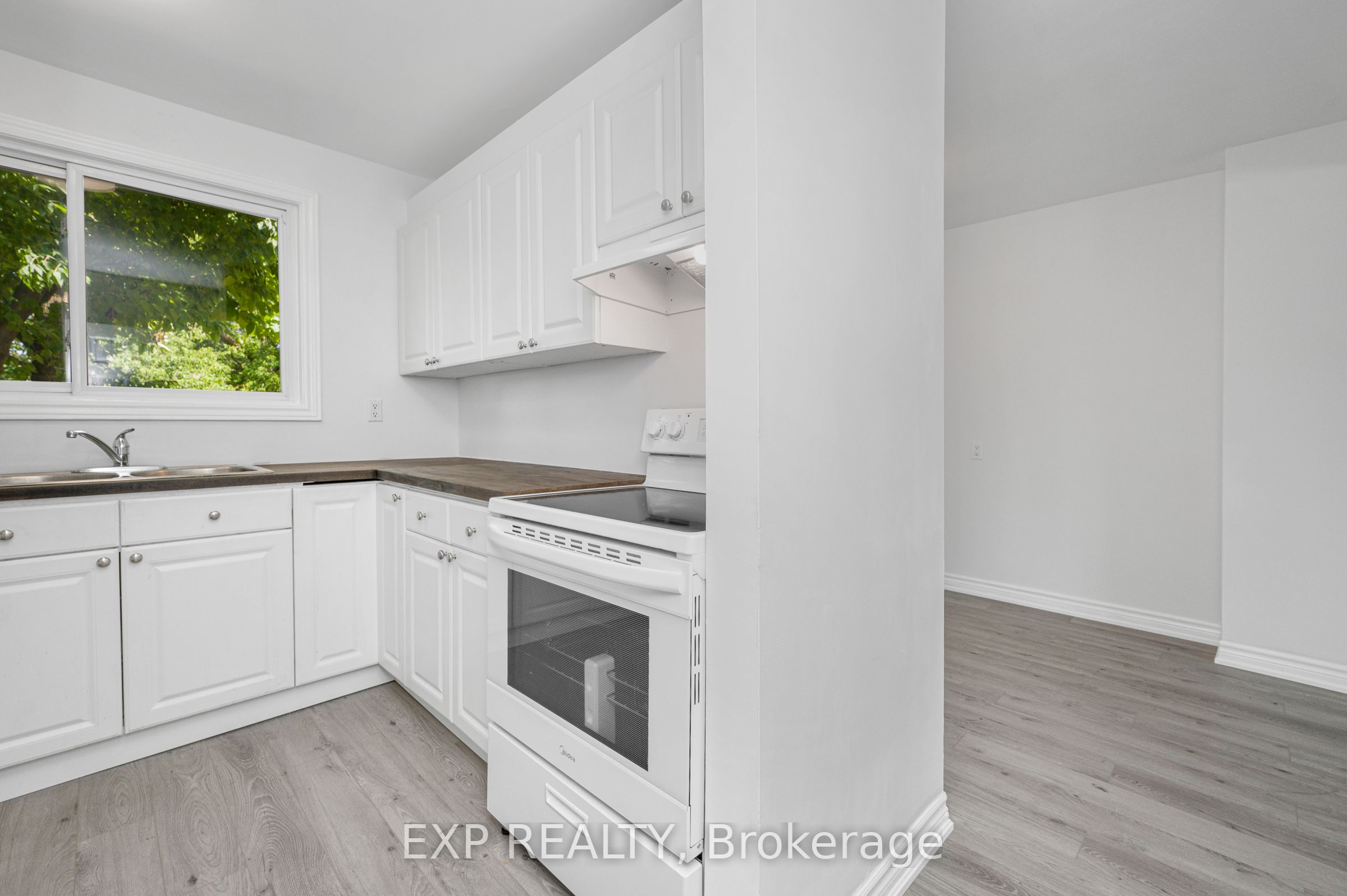 132 Heslop Road Property Photo 19