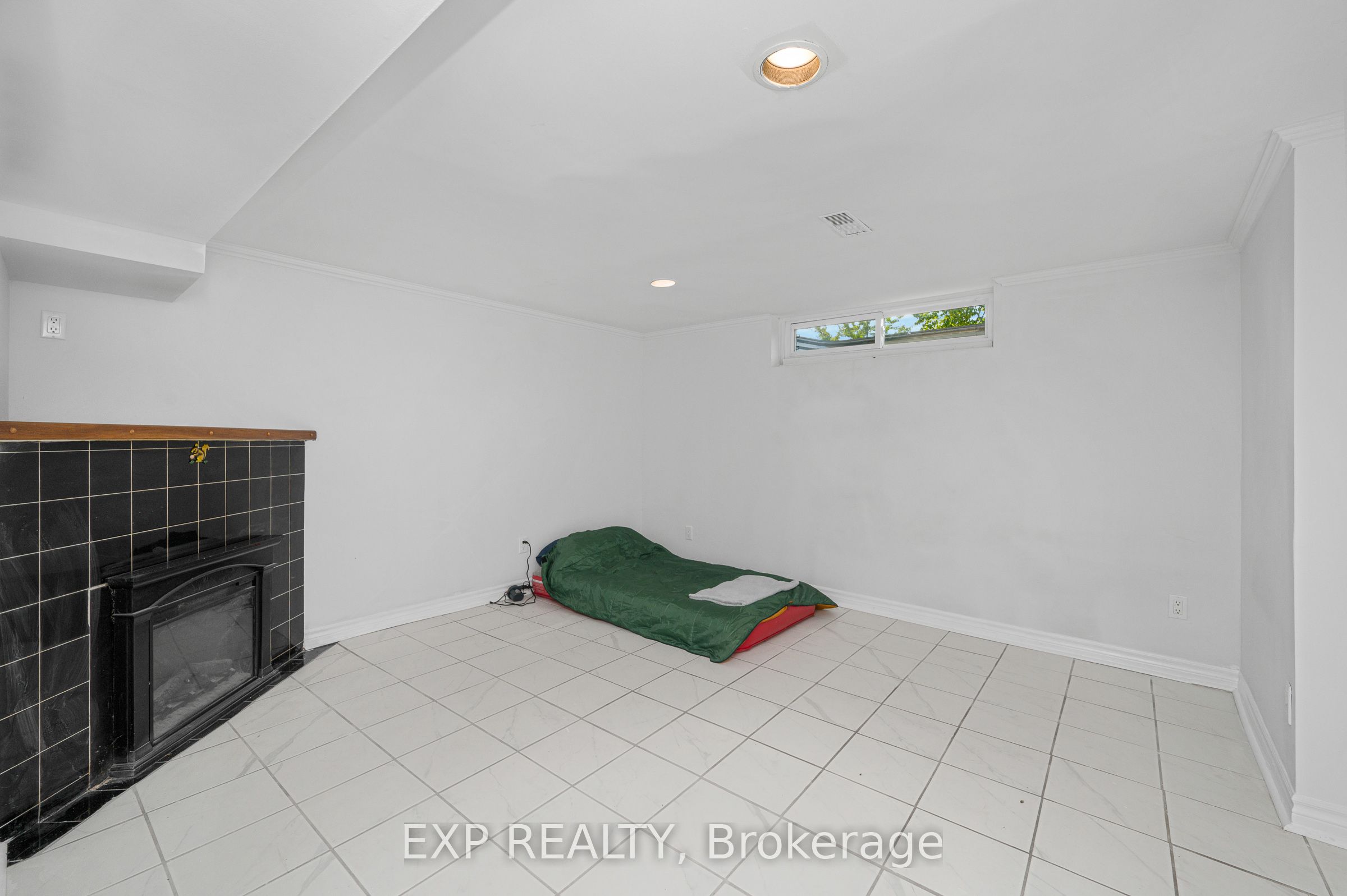 132 Heslop Road Property Photo 33
