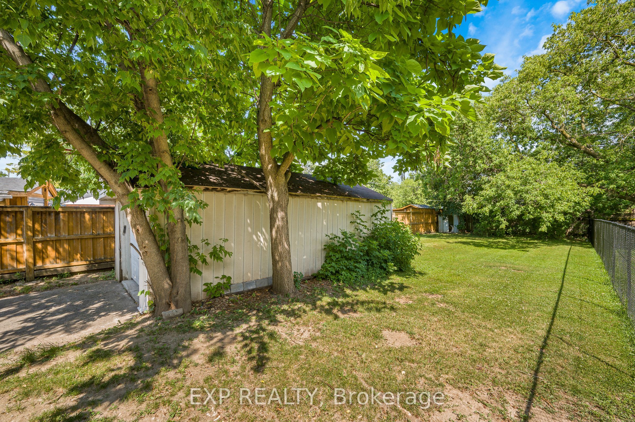 132 Heslop Road Property Photo 39