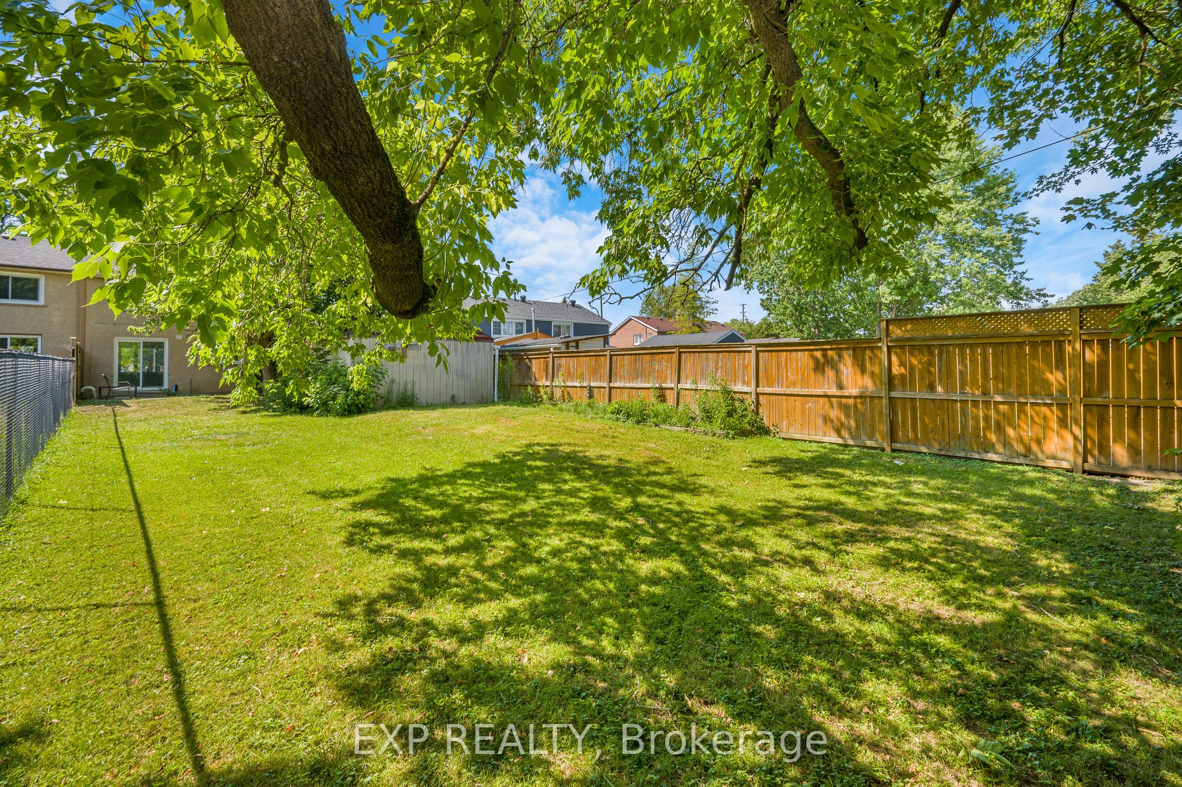 132 Heslop Road Property Photo 44