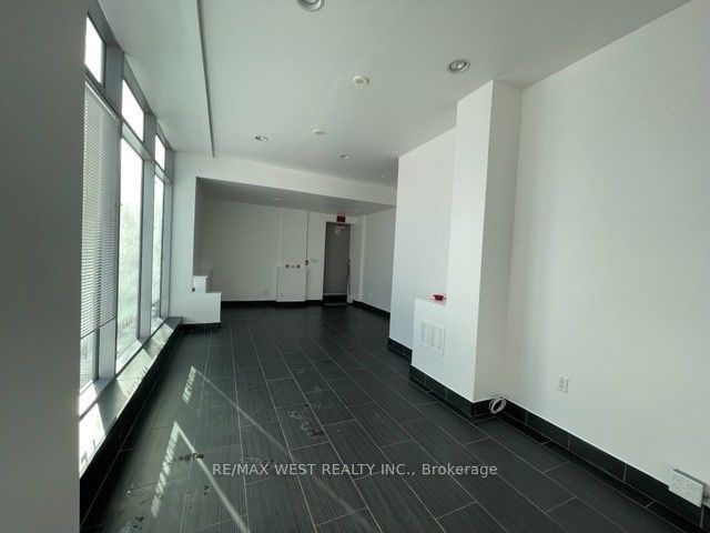 473a Rogers Road Property Photo 2