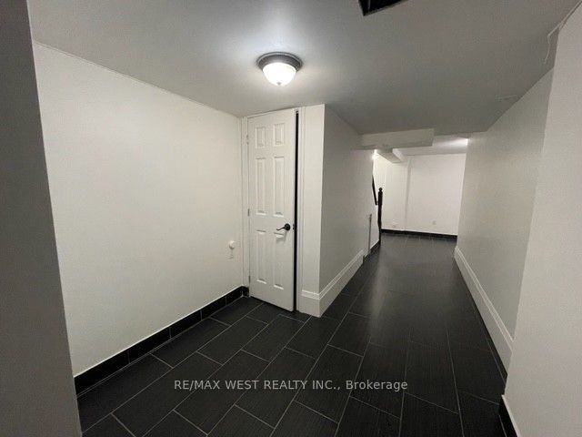 473a Rogers Road Property Photo 7
