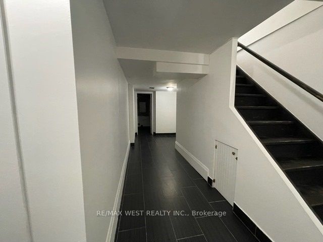 473a Rogers Road Property Photo 8