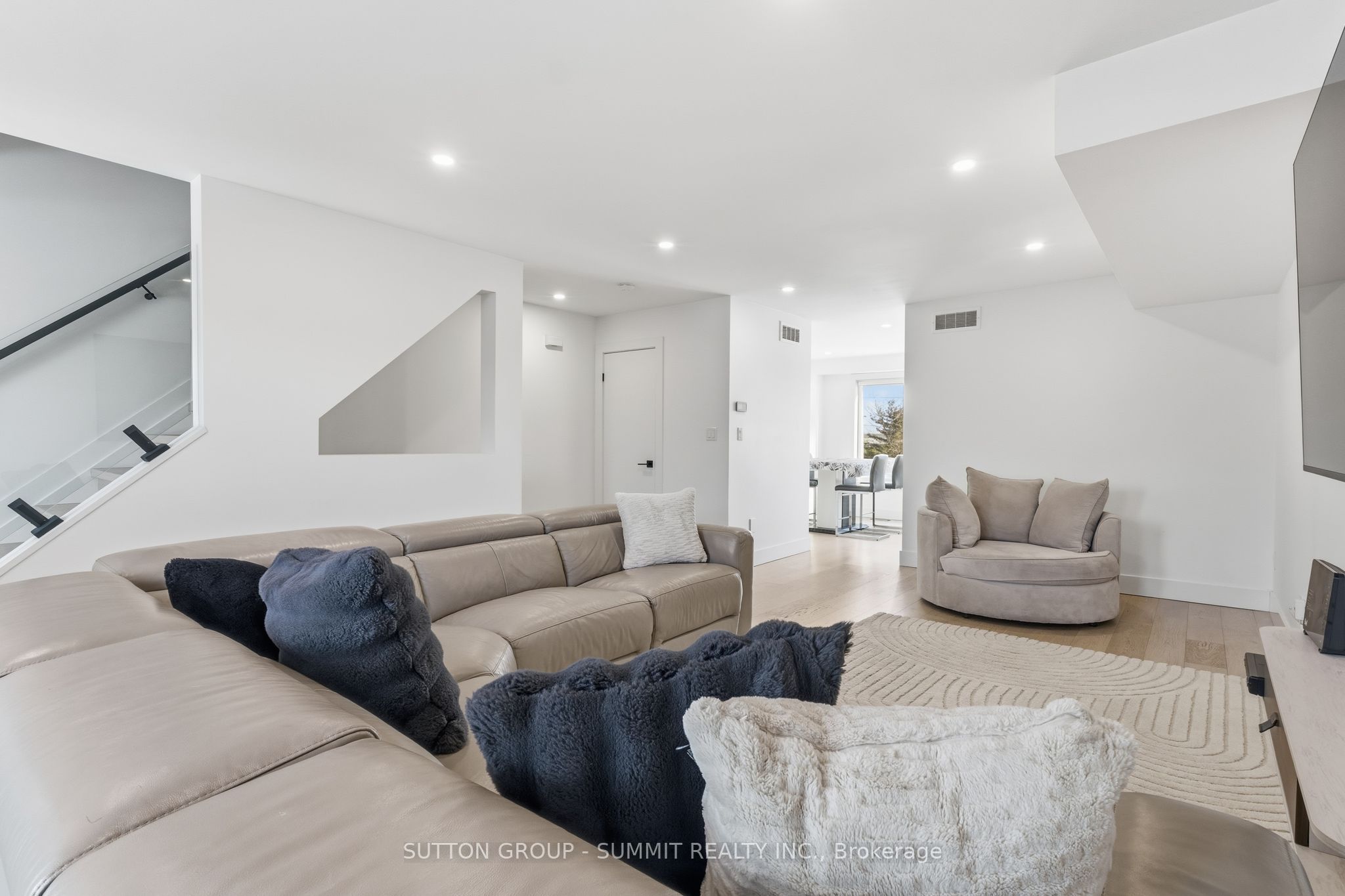 1253 Silvan Forest Drive 7 Property Photo 16