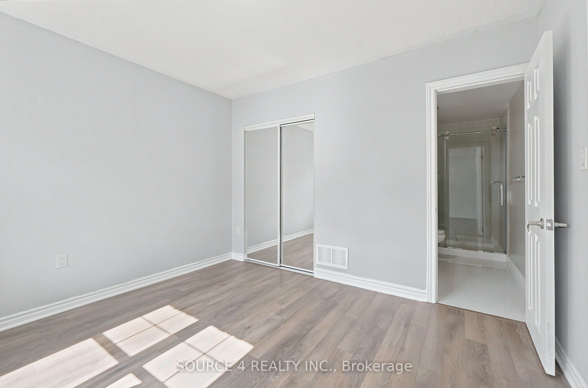 12 Tight Court Property Photo 8