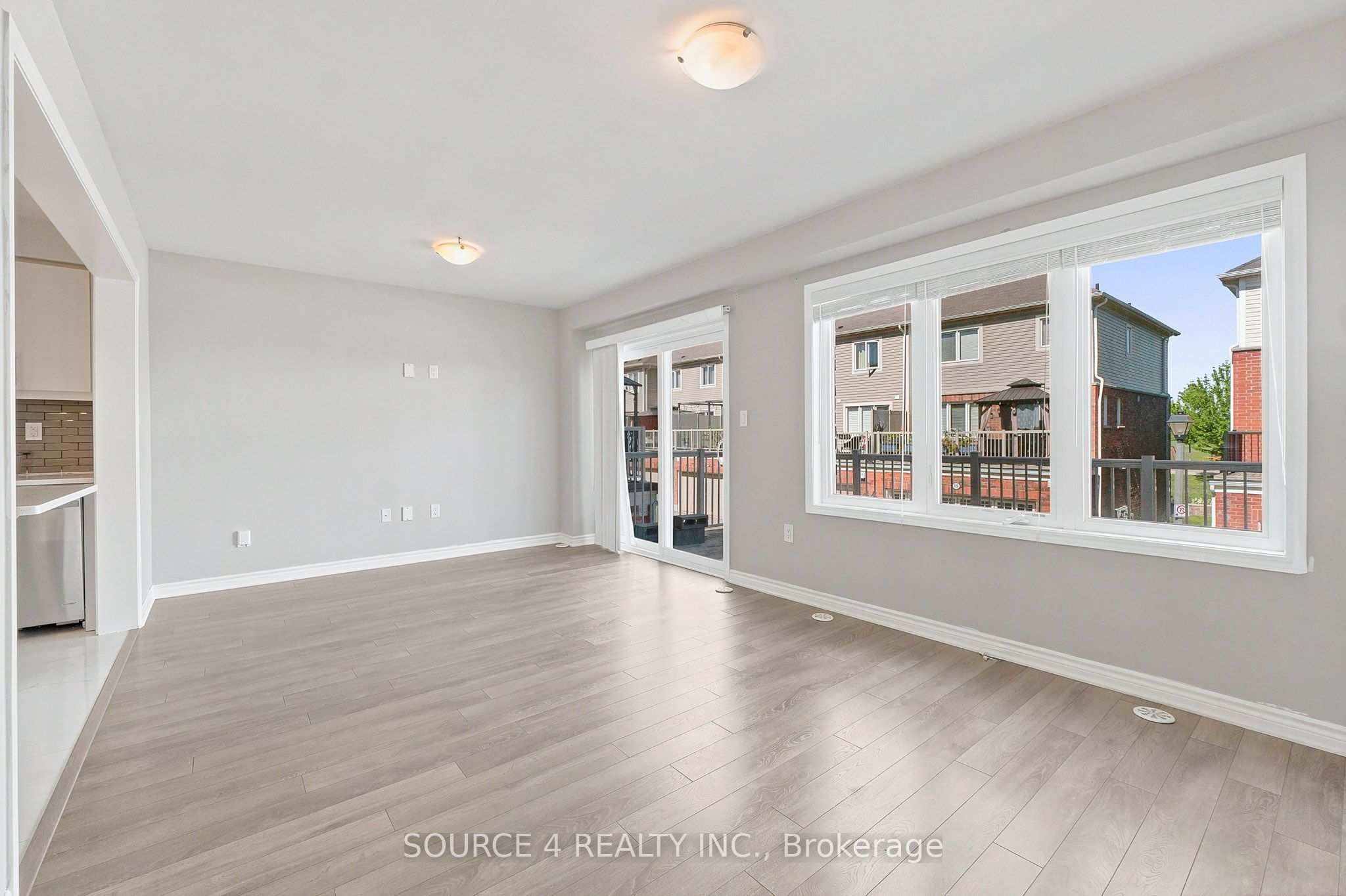 12 Tight Court Property Photo 12