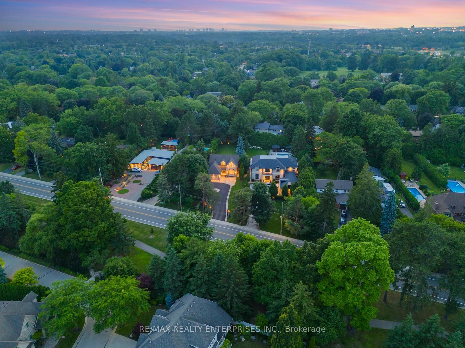 807 Indian Road Property Photo 1