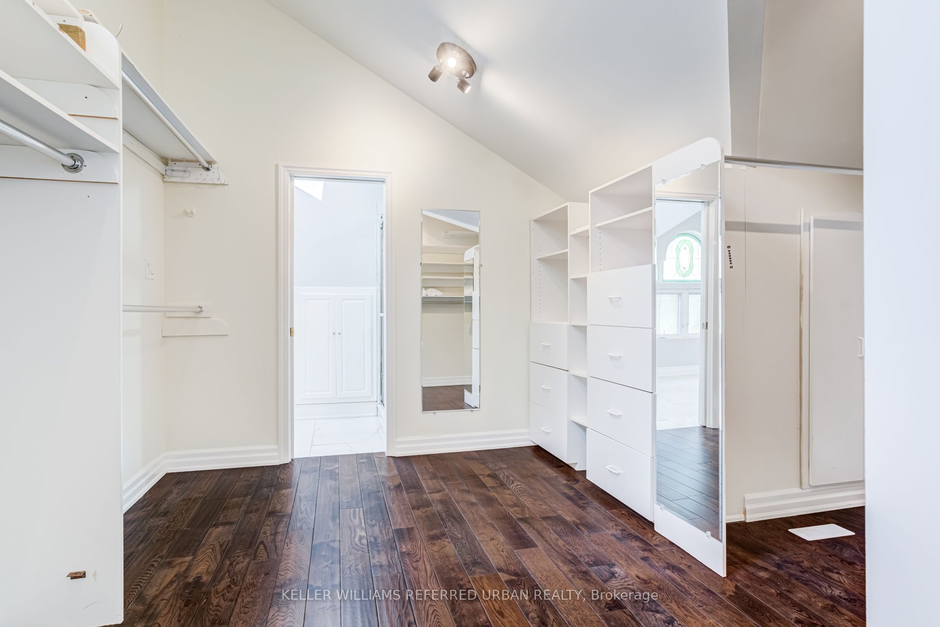 876 Parkland Avenue Property Photo 24