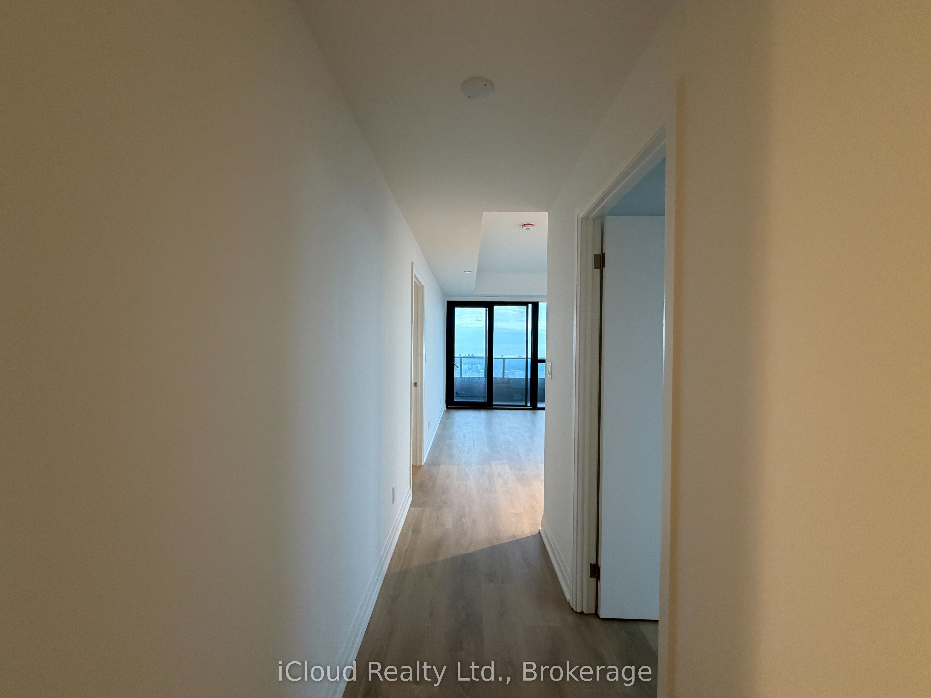4015 The Exchange 5304 Property Photo 8