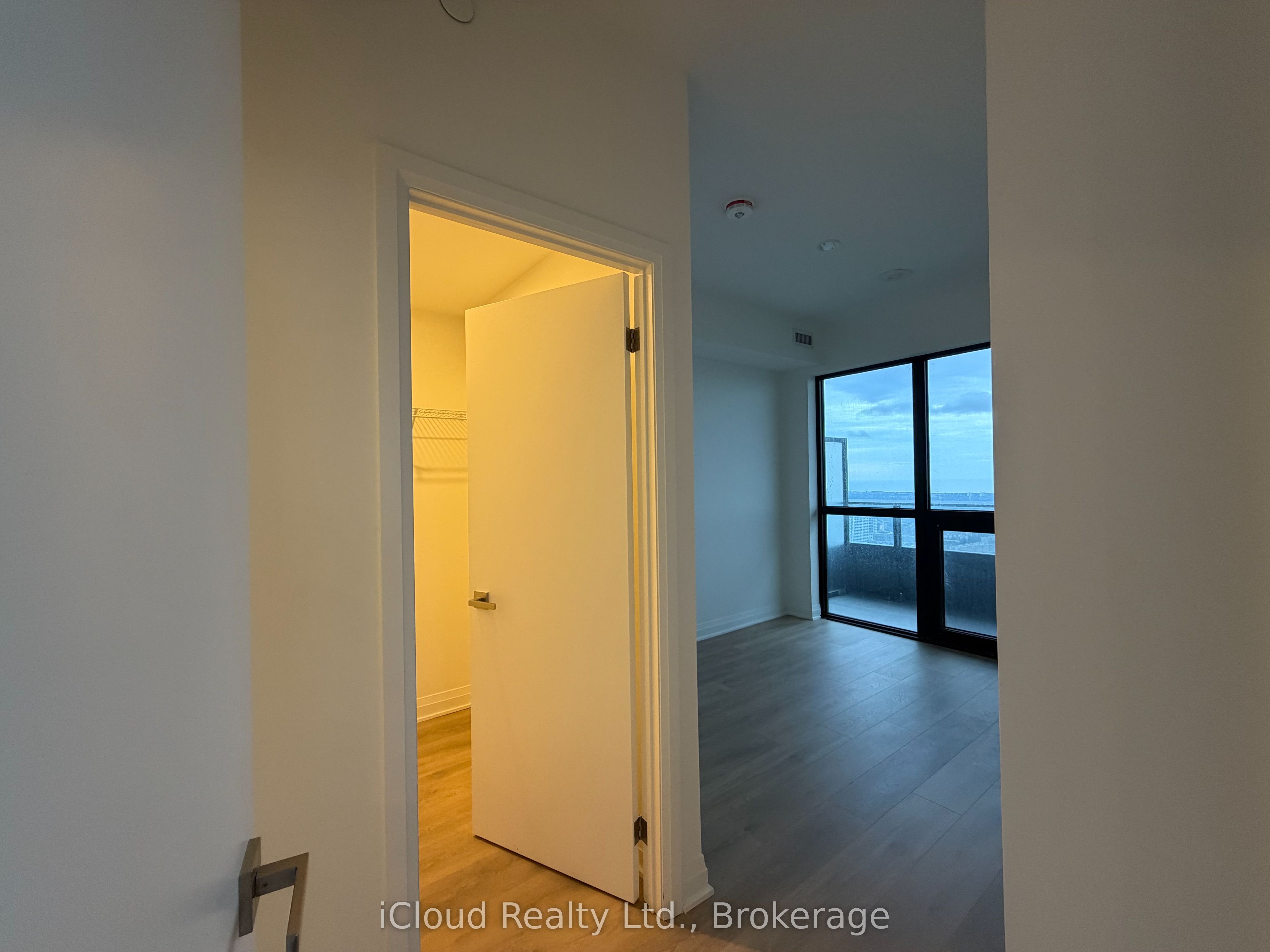 4015 The Exchange 5304 Property Photo 17