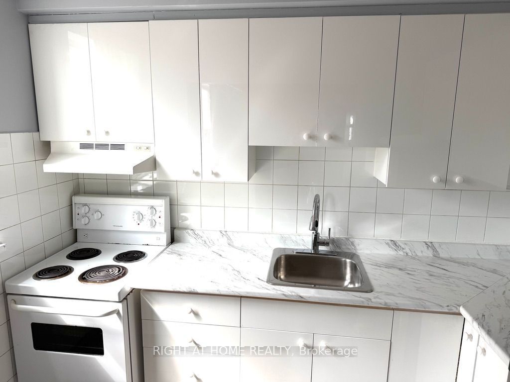 115 Eighth Street 3 Property Photo 7