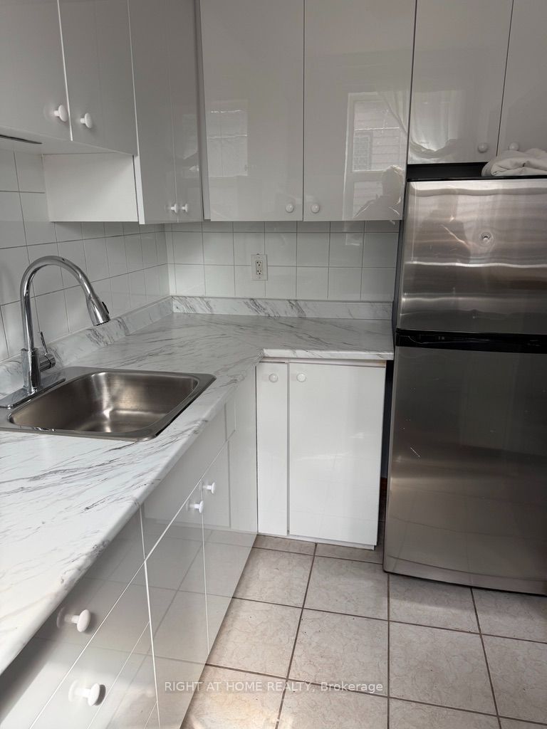 115 Eighth Street 3 Property Photo 8