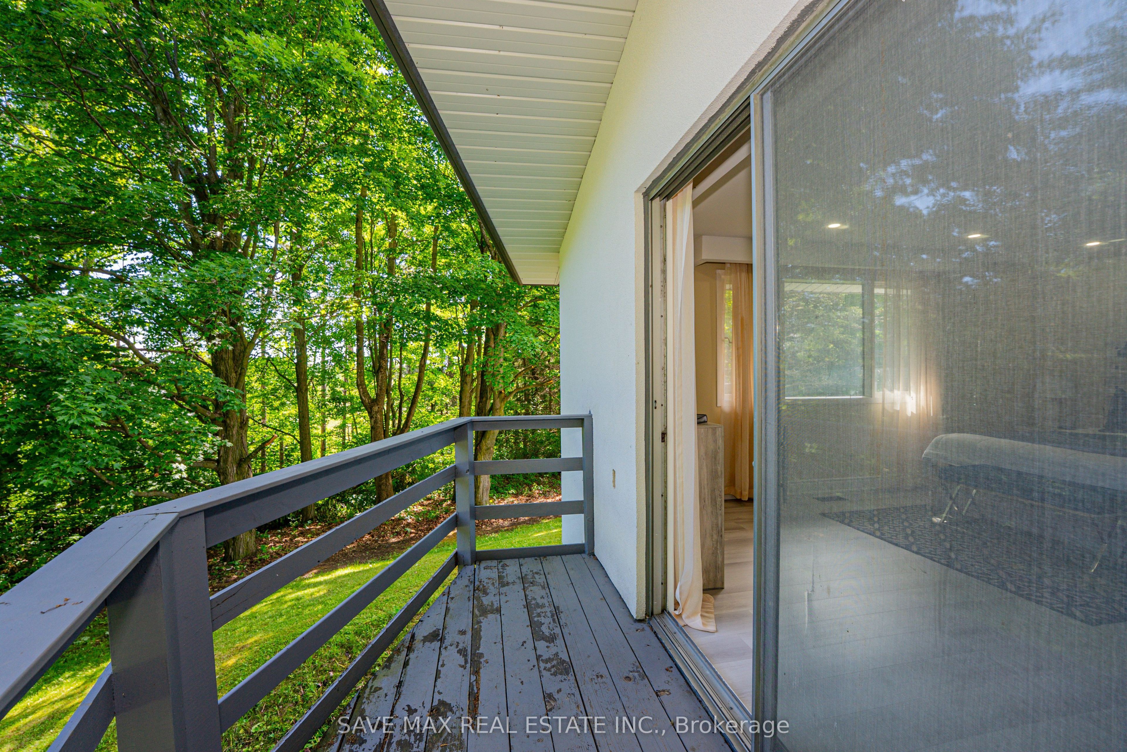 5812 Beech Grove Side Road Property Photo 27