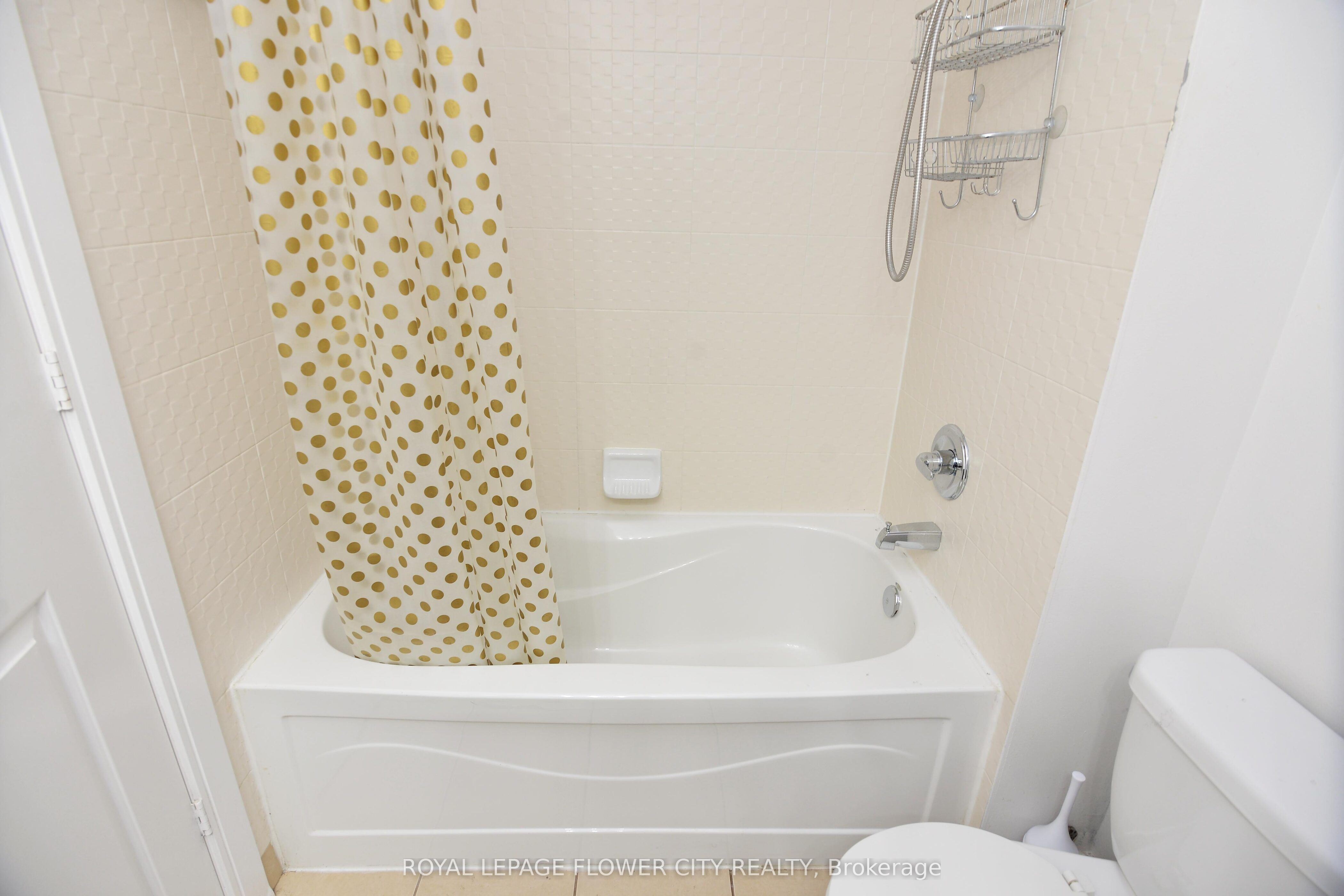 330 Burnhamthorpe Road W 1902 Property Photo 25