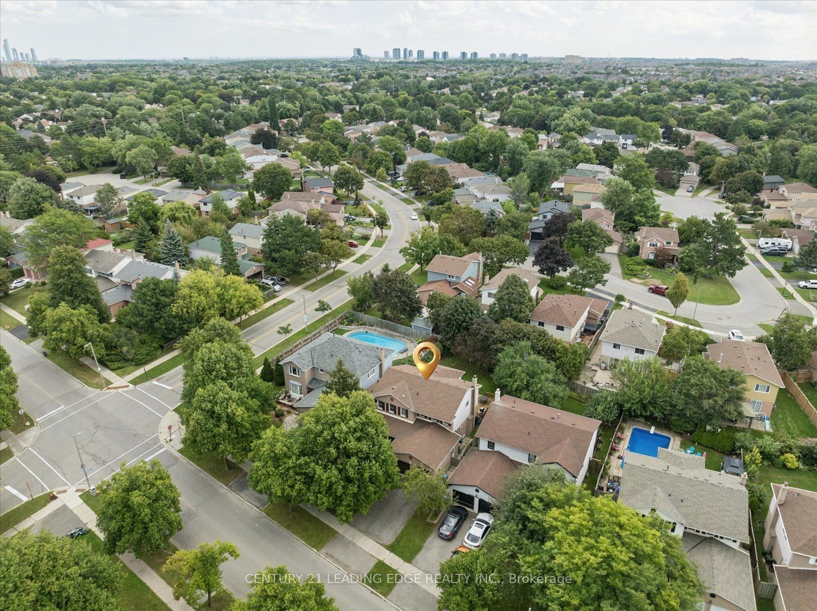 3074 Tours Road Property Photo 2
