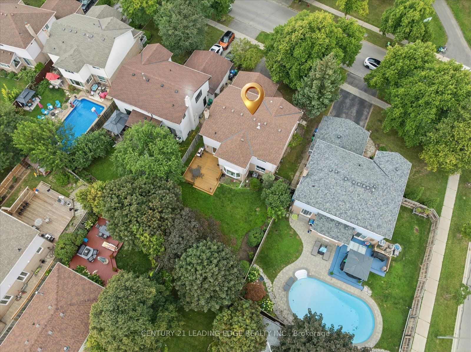 3074 Tours Road Property Photo 4