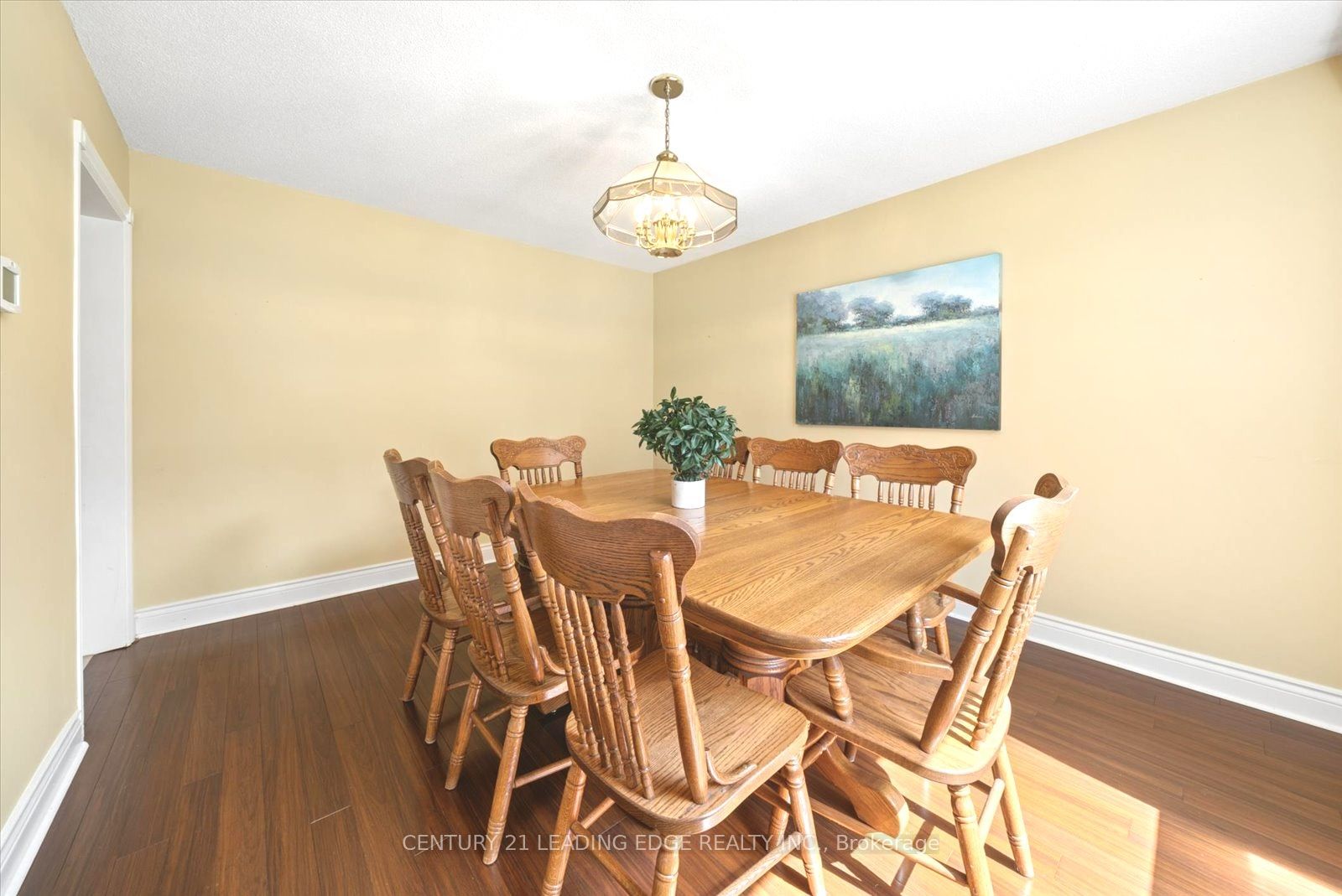 3074 Tours Road Property Photo 11