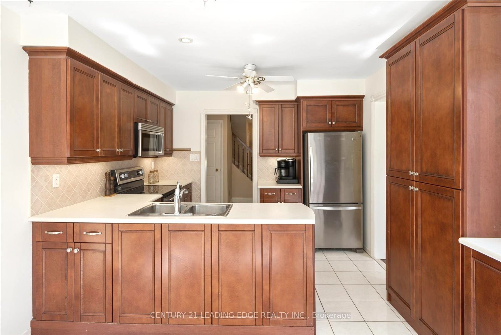 3074 Tours Road Property Photo 15