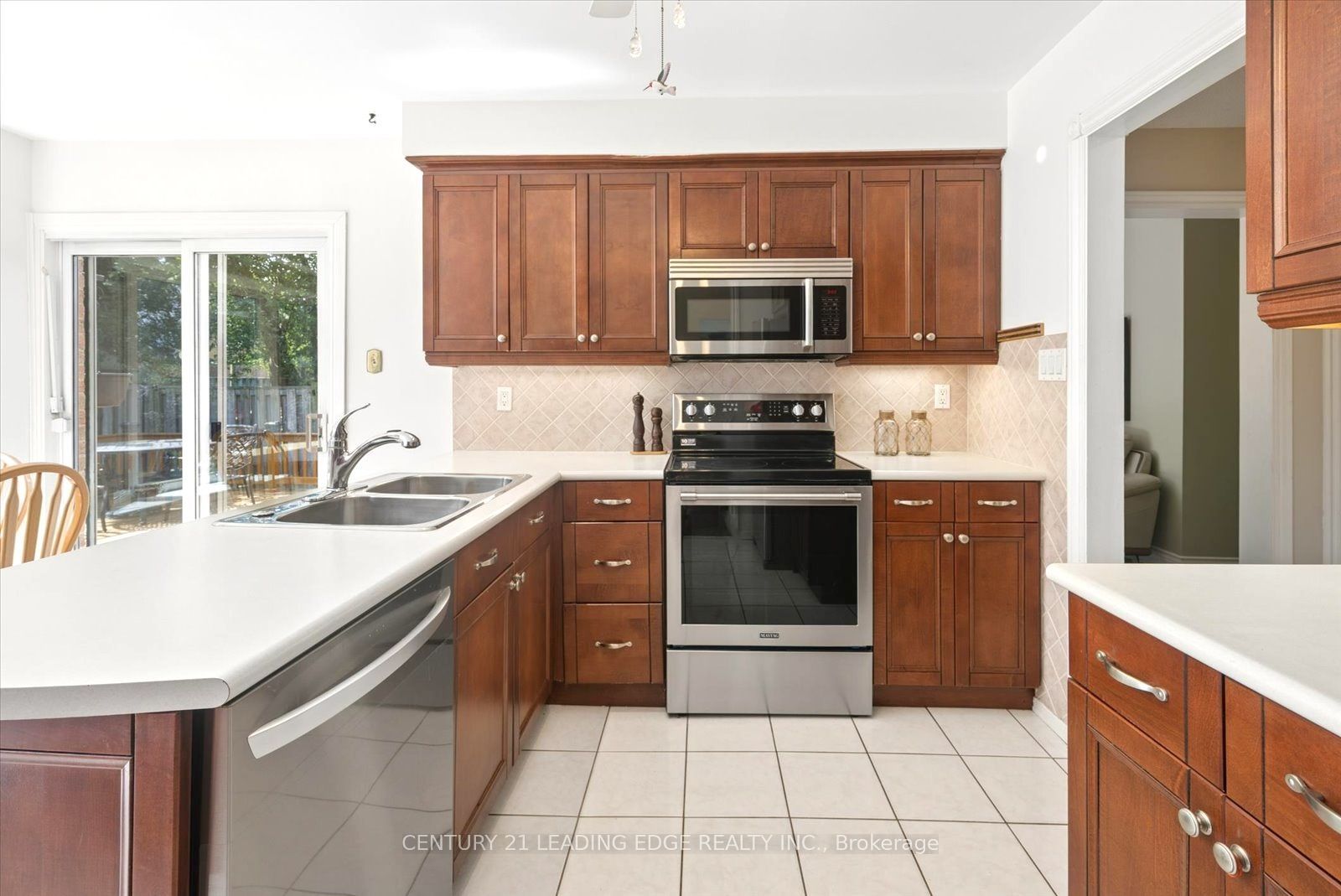 3074 Tours Road Property Photo 16