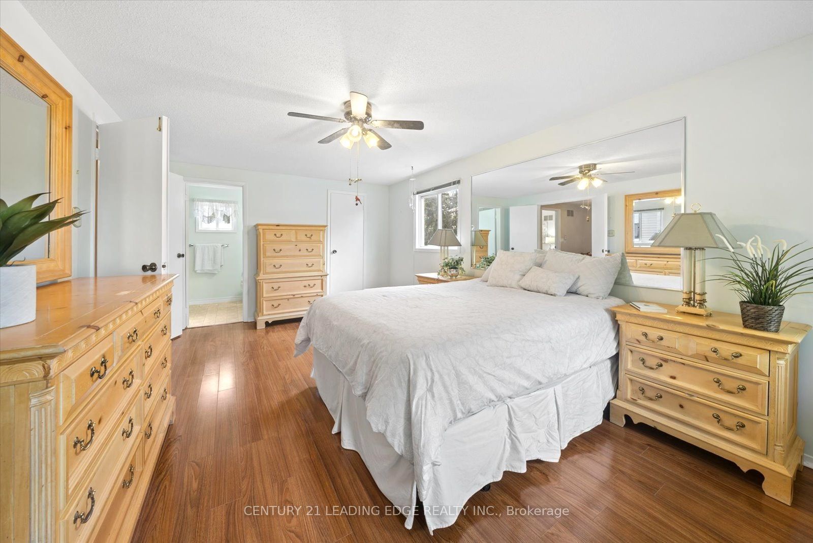 3074 Tours Road Property Photo 32