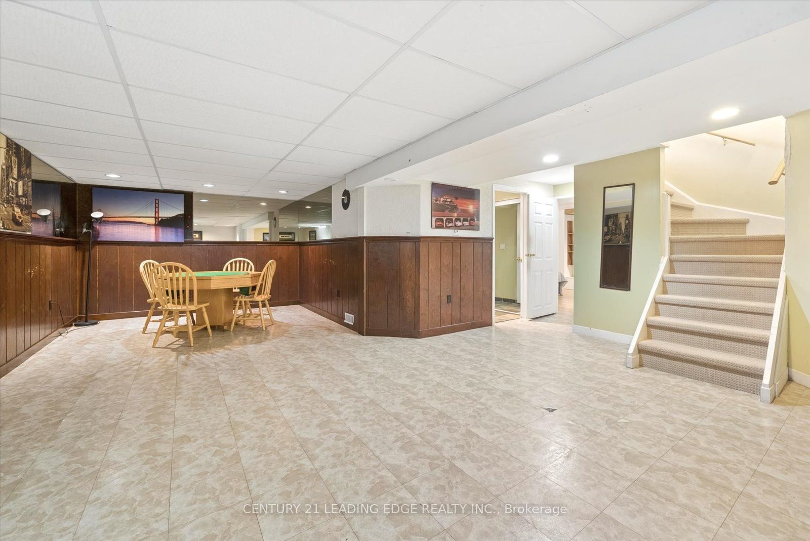3074 Tours Road Property Photo 40