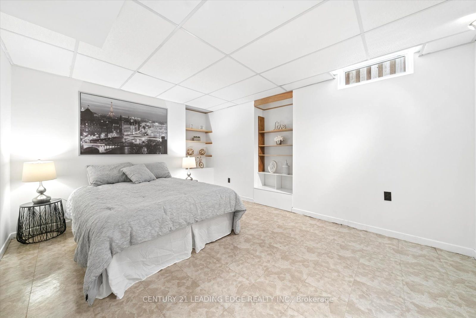 3074 Tours Road Property Photo 44