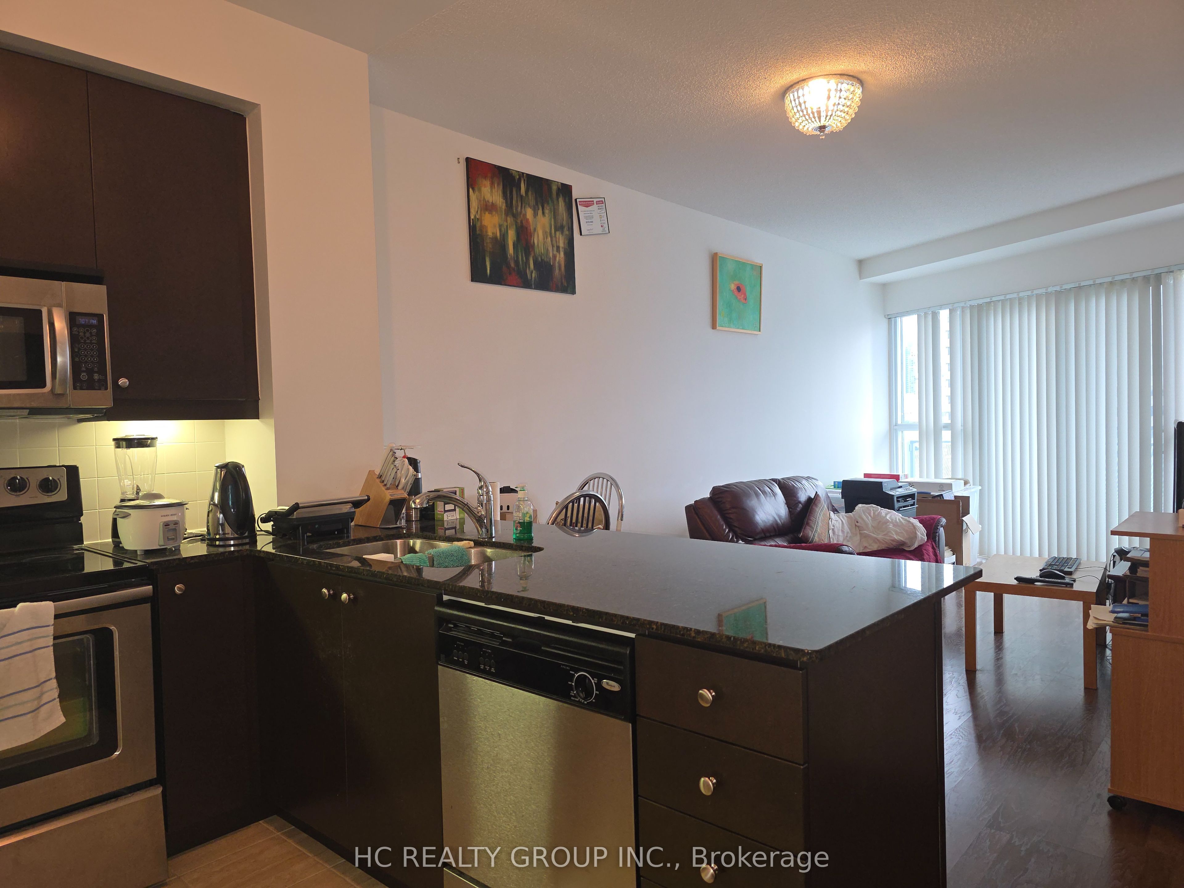 50 Absolute Avenue 709 Property Photo 17