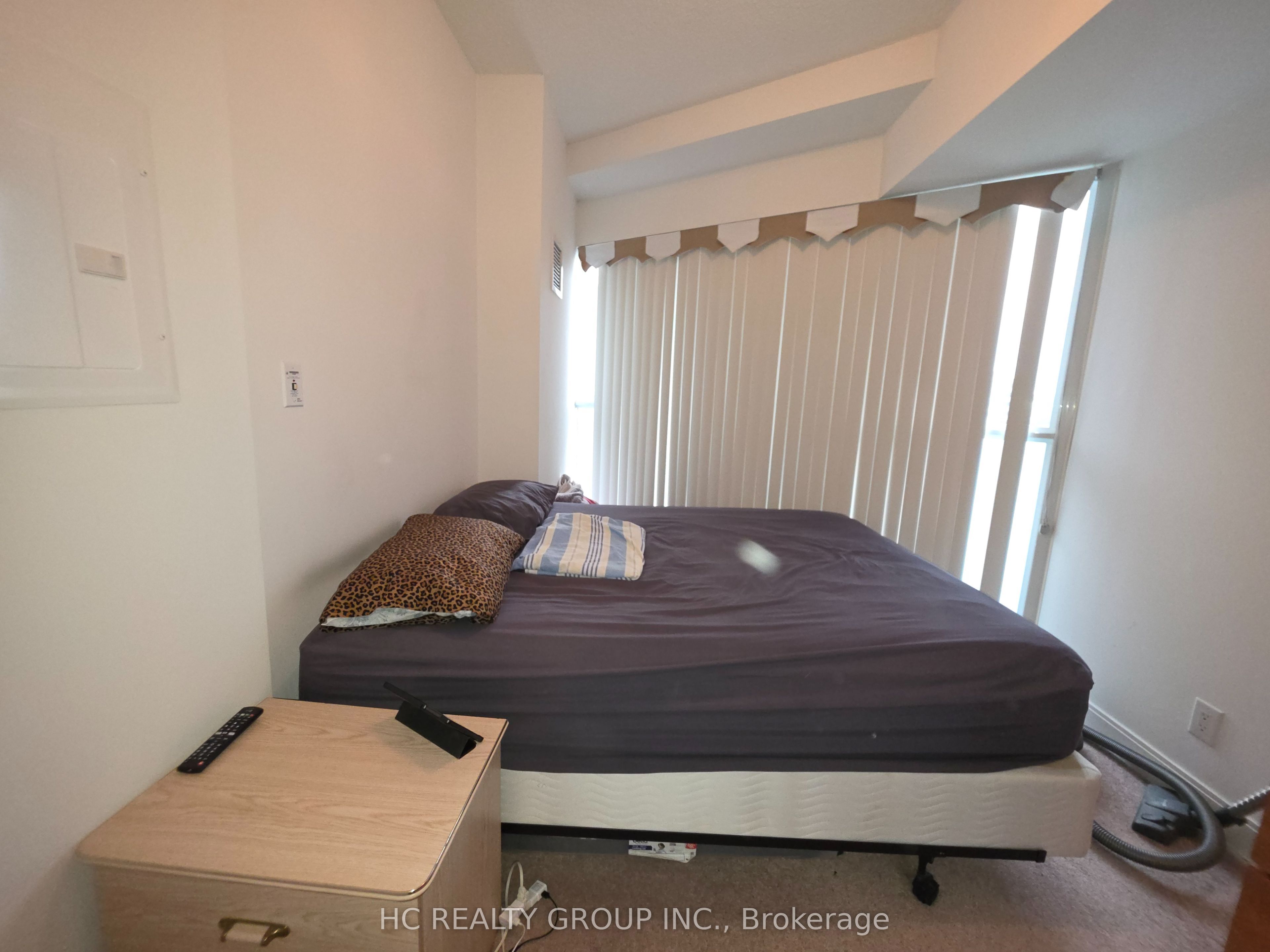 50 Absolute Avenue 709 Property Photo 20
