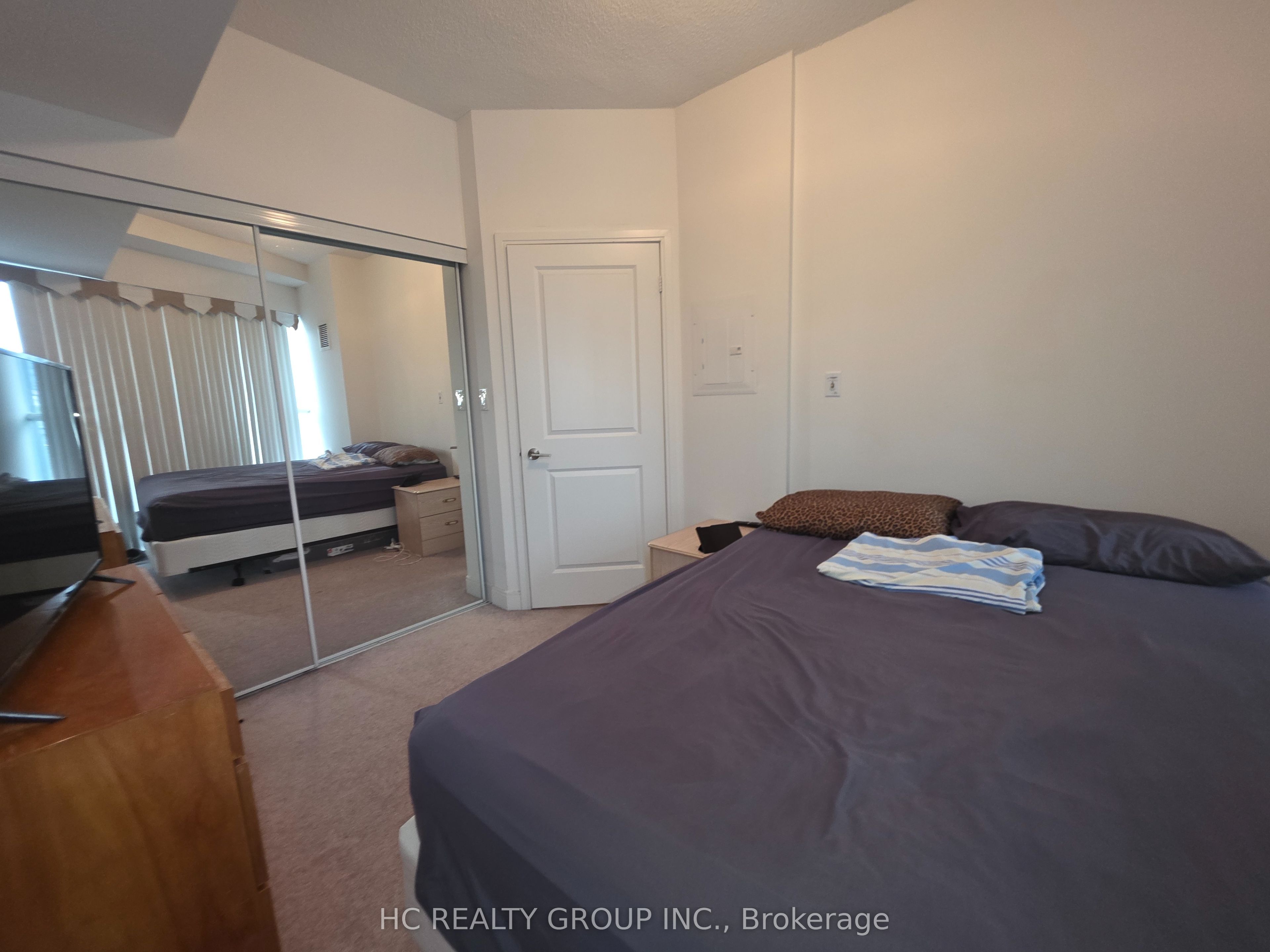 50 Absolute Avenue 709 Property Photo 21