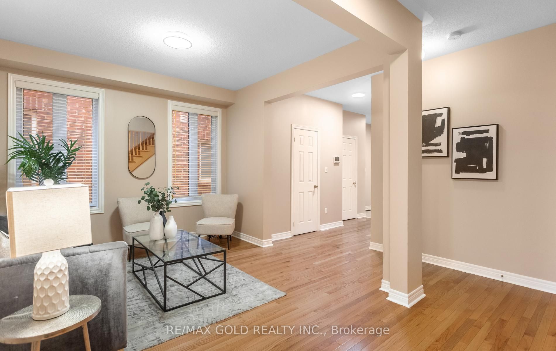 408 Bessborough Drive Property Photo 13