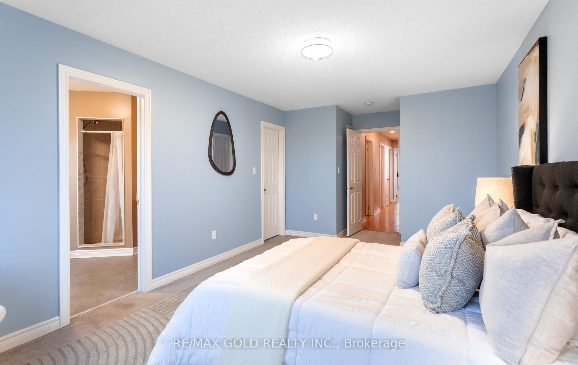 408 Bessborough Drive Property Photo 31