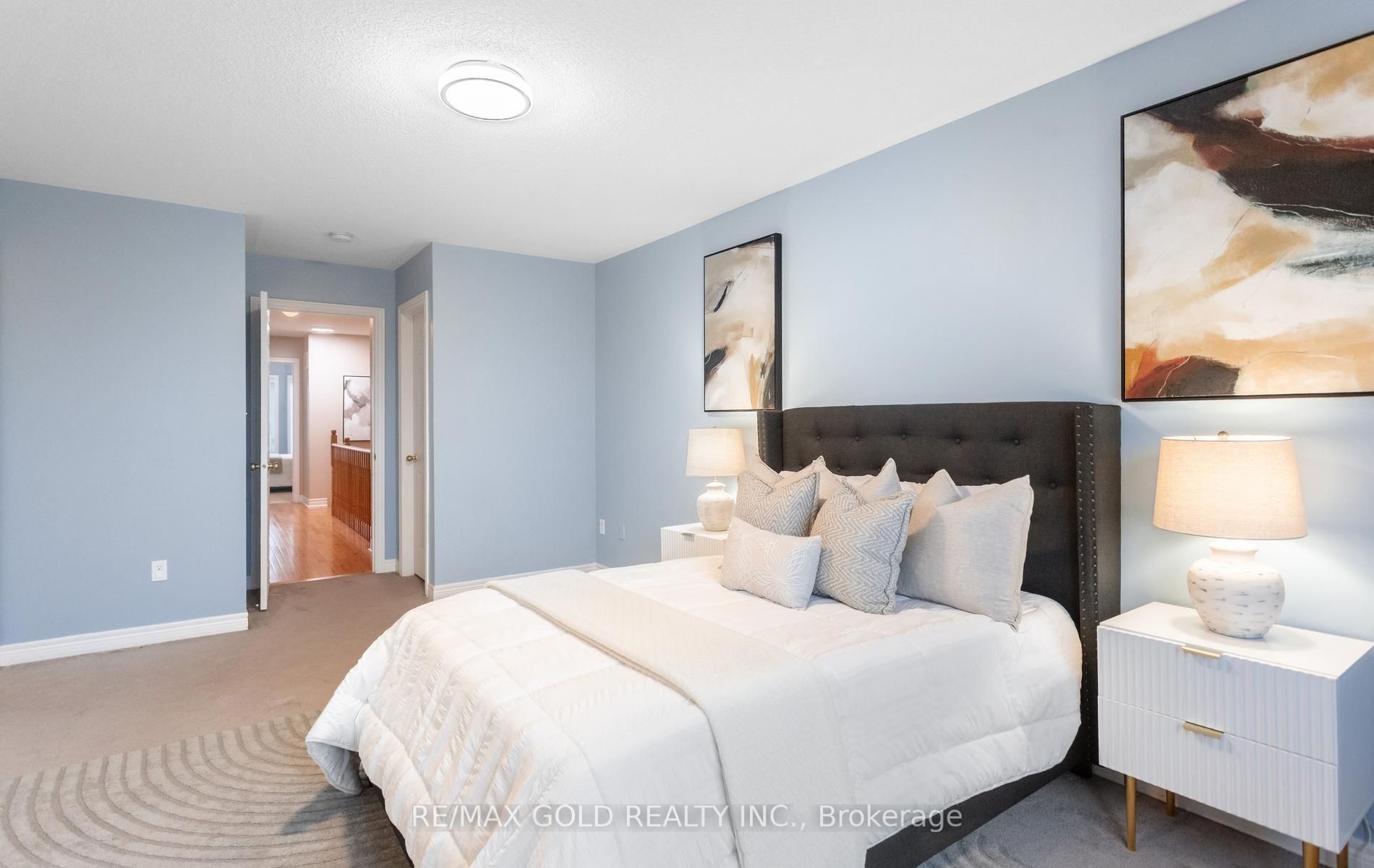 408 Bessborough Drive Property Photo 32