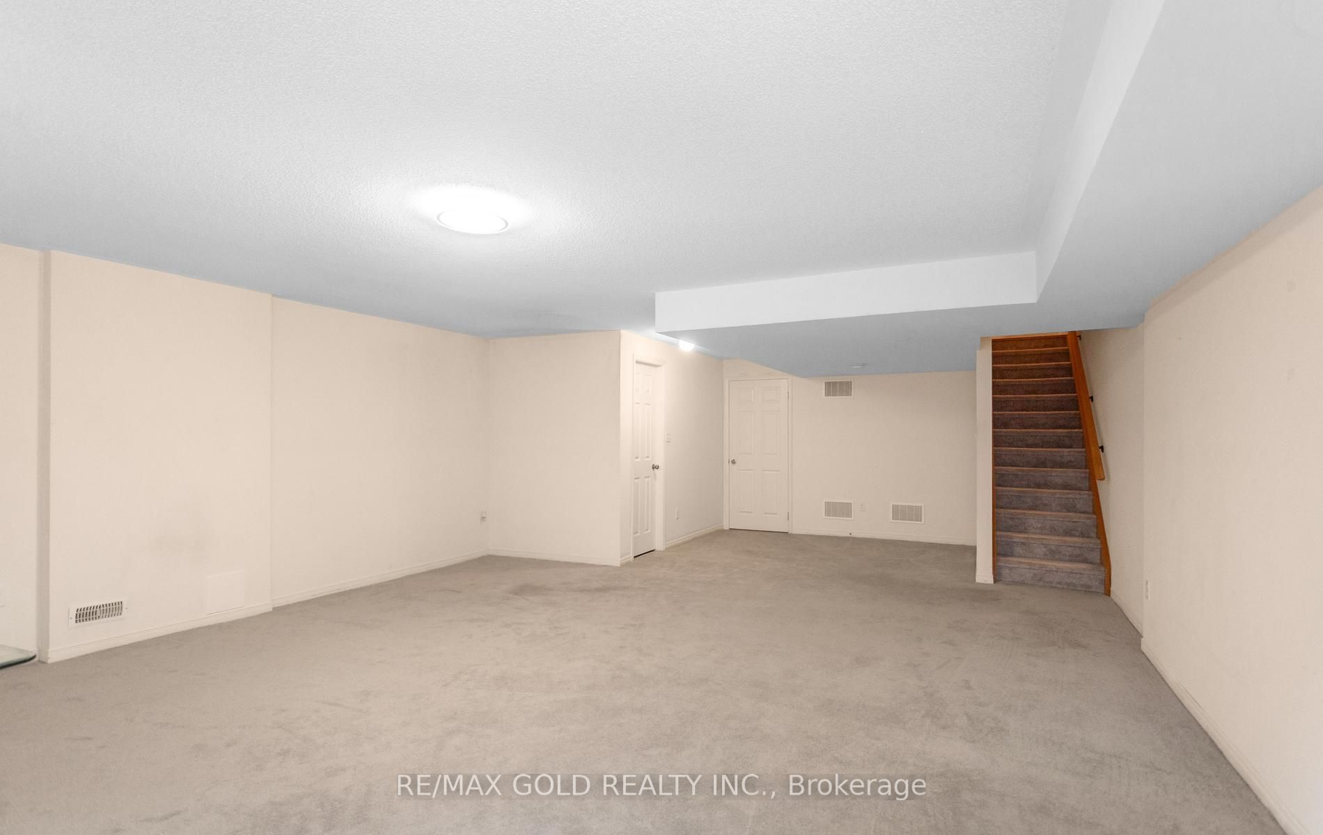 408 Bessborough Drive Property Photo 43