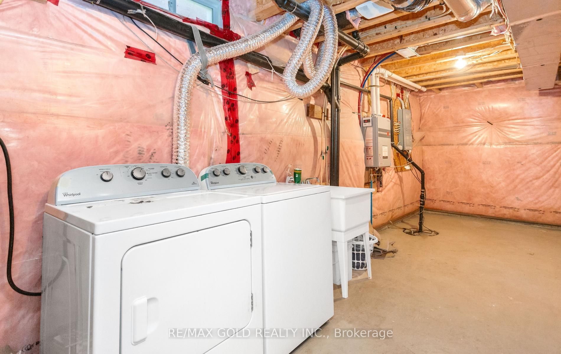 408 Bessborough Drive Property Photo 44
