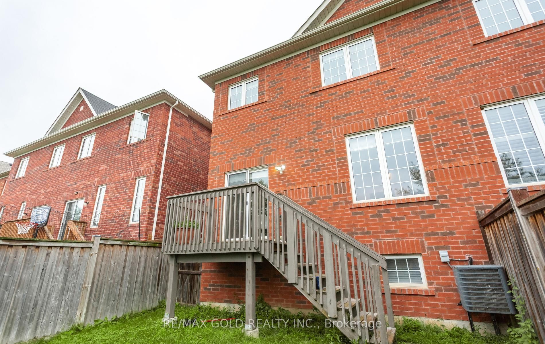 408 Bessborough Drive Property Photo 48
