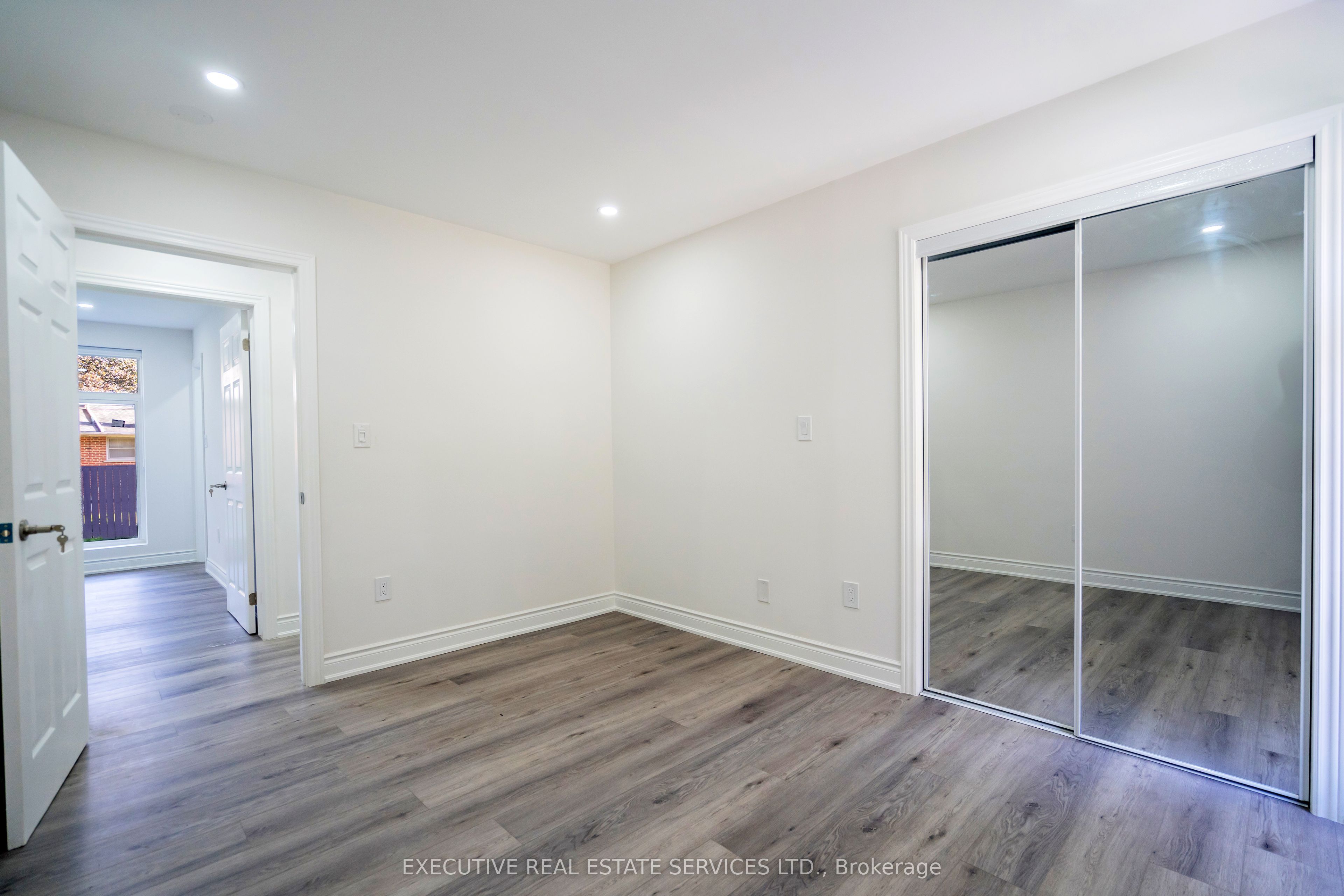 646 Sequin Crescent Property Photo 20