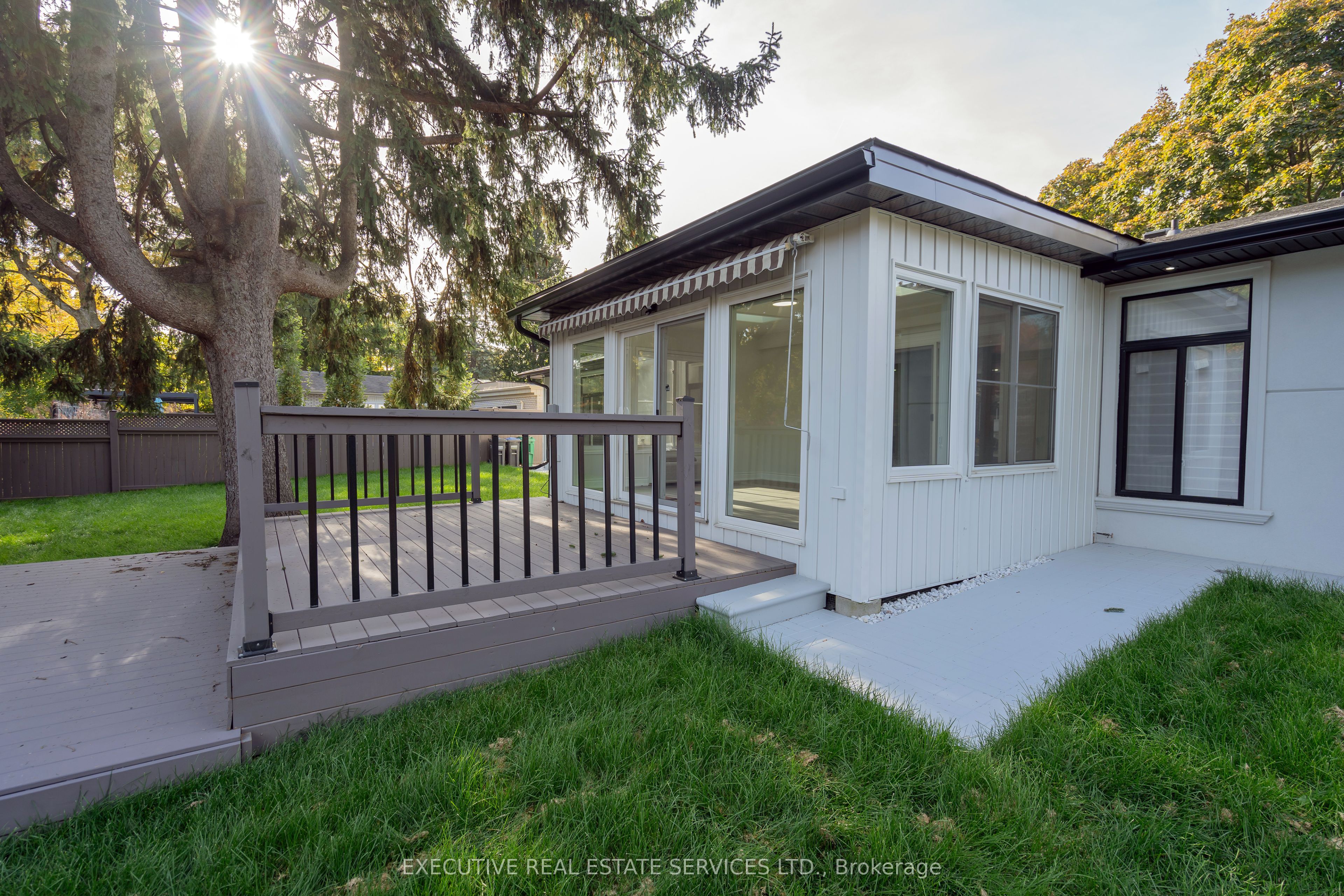 646 Sequin Crescent Property Photo 33