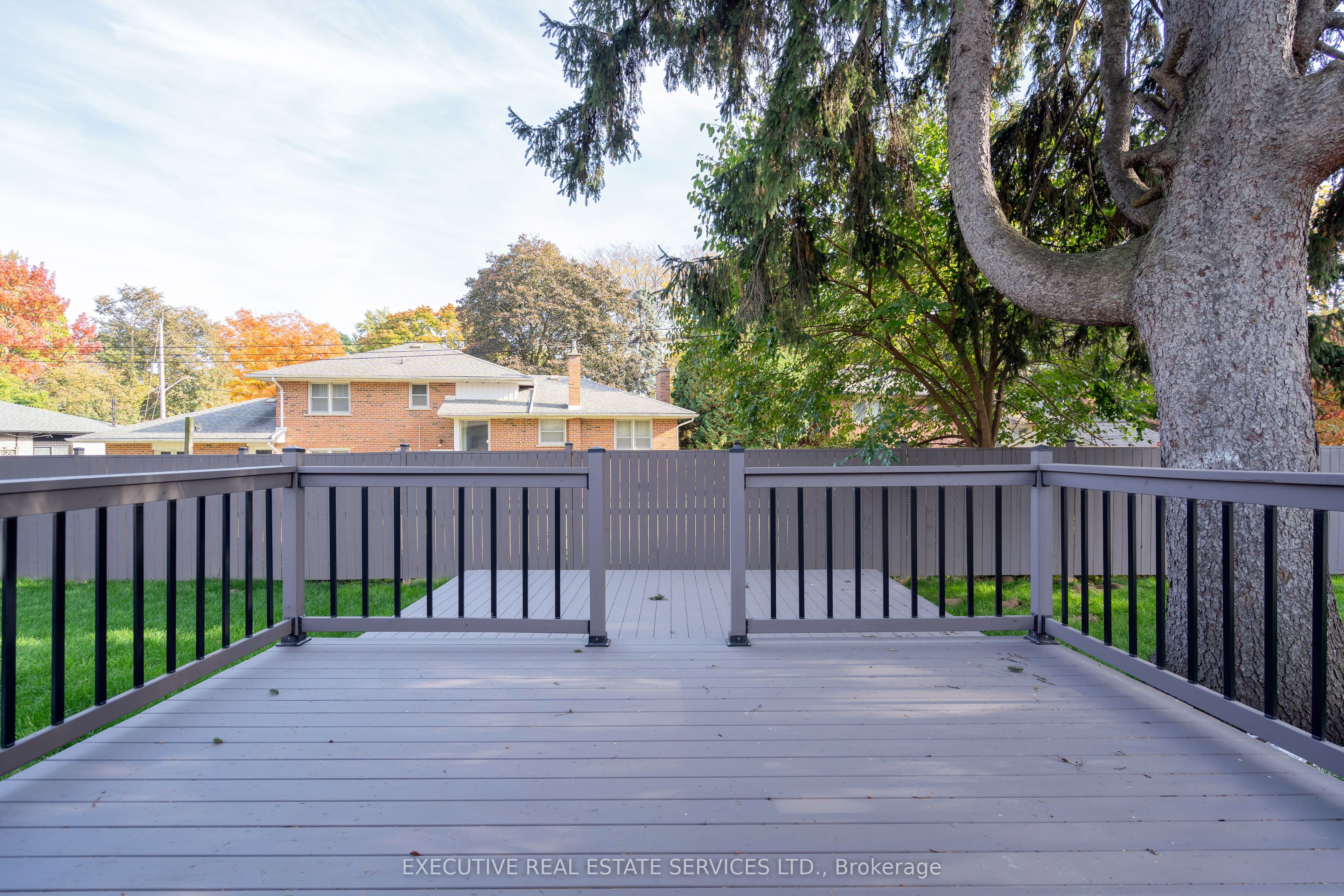 646 Sequin Crescent Property Photo 36