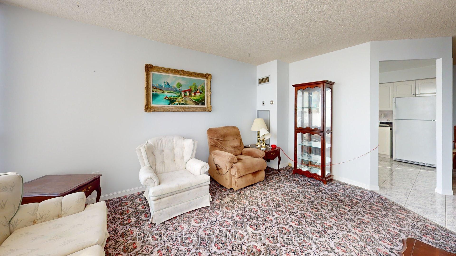 12 Laurelcrest Street 907 Property Photo 18