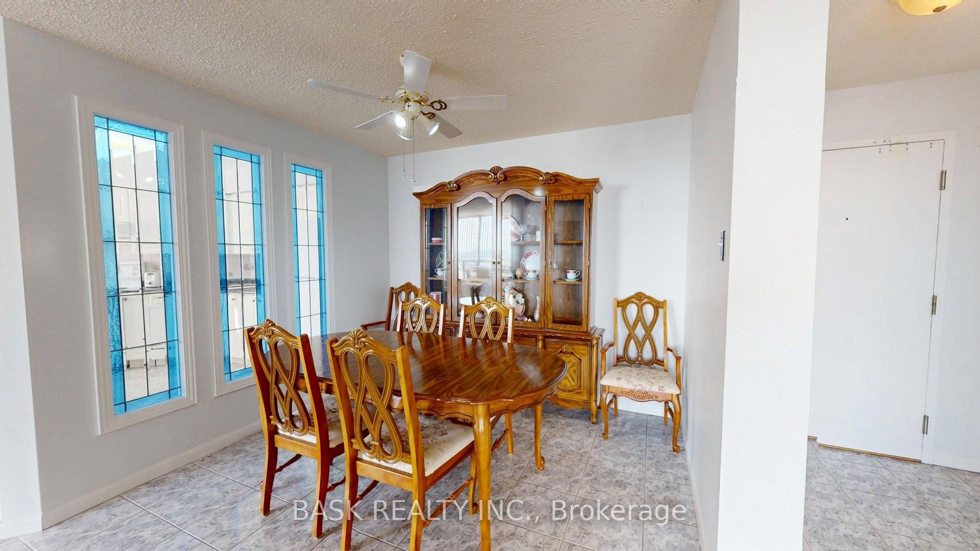 12 Laurelcrest Street 907 Property Photo 21