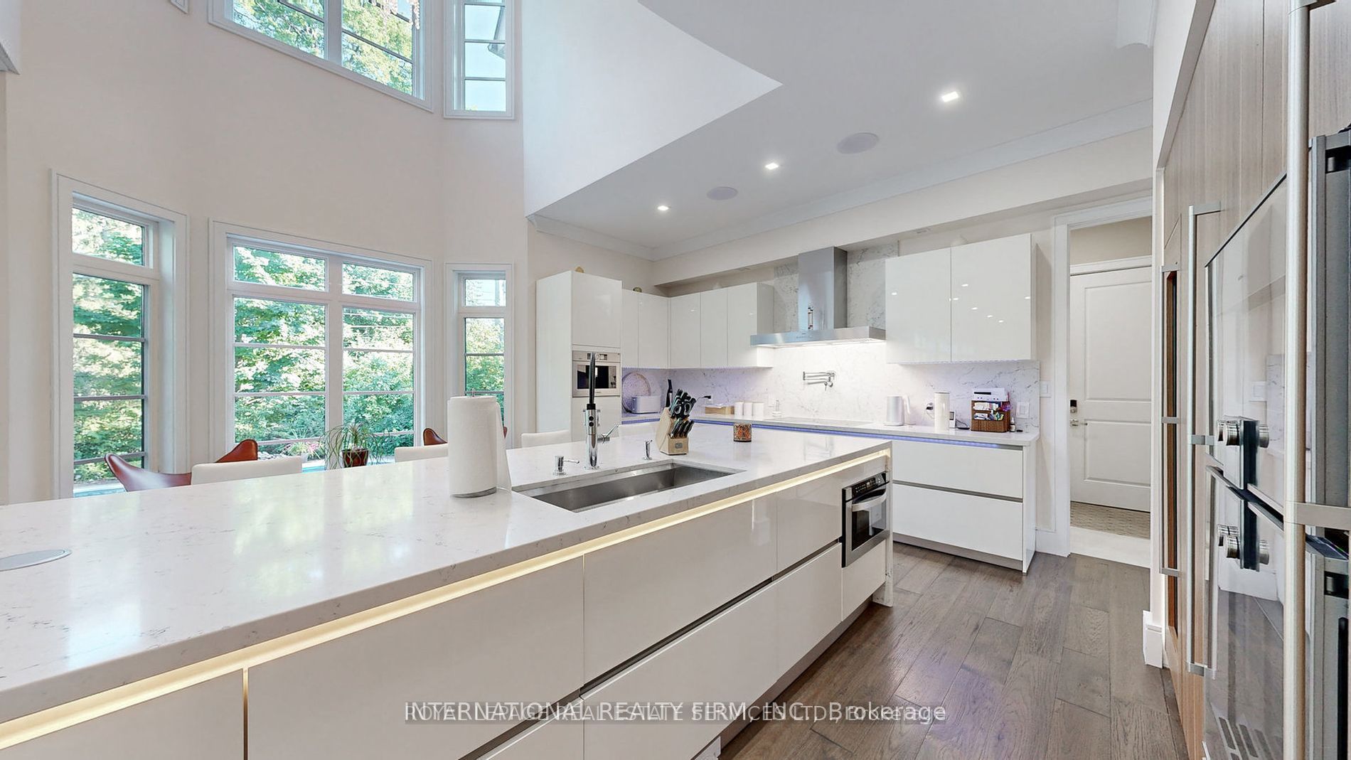 1286 Cambridge Drive Property Photo 13
