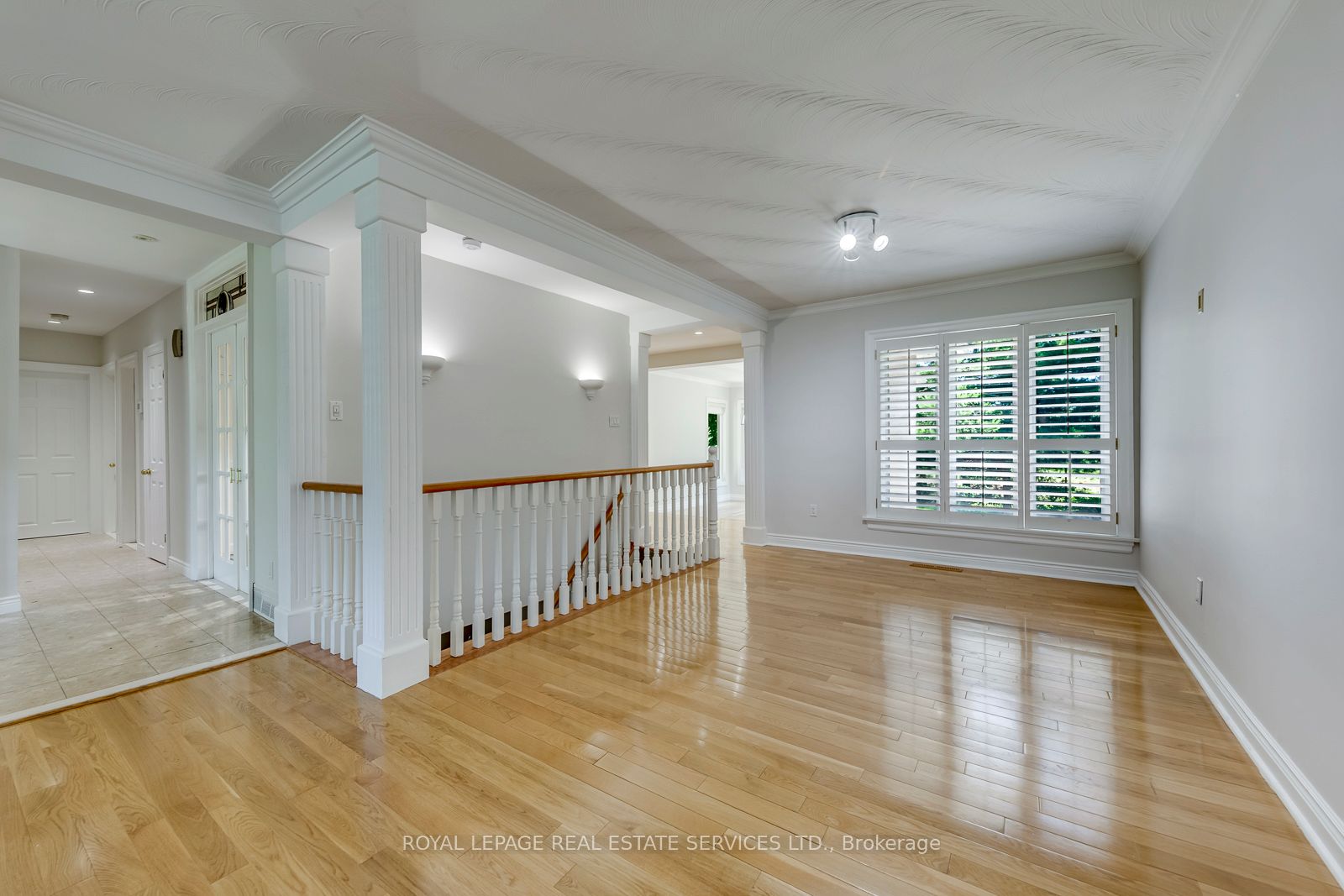 1602 Lincolnshire Boulevard Property Photo 9