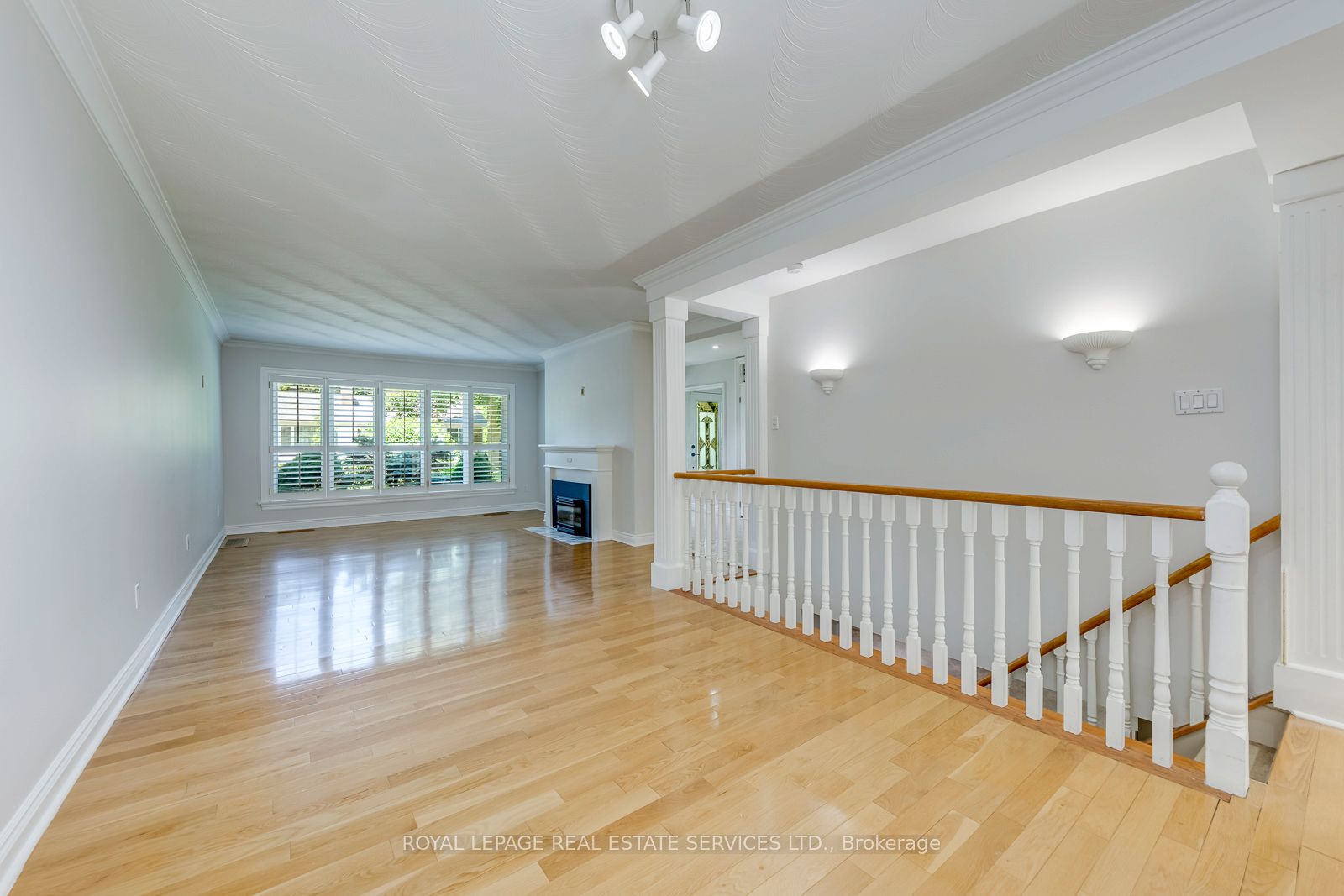 1602 Lincolnshire Boulevard Property Photo 10
