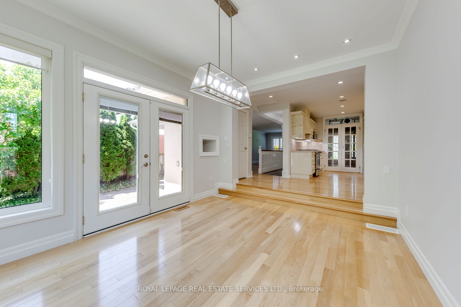 1602 Lincolnshire Boulevard Property Photo 13