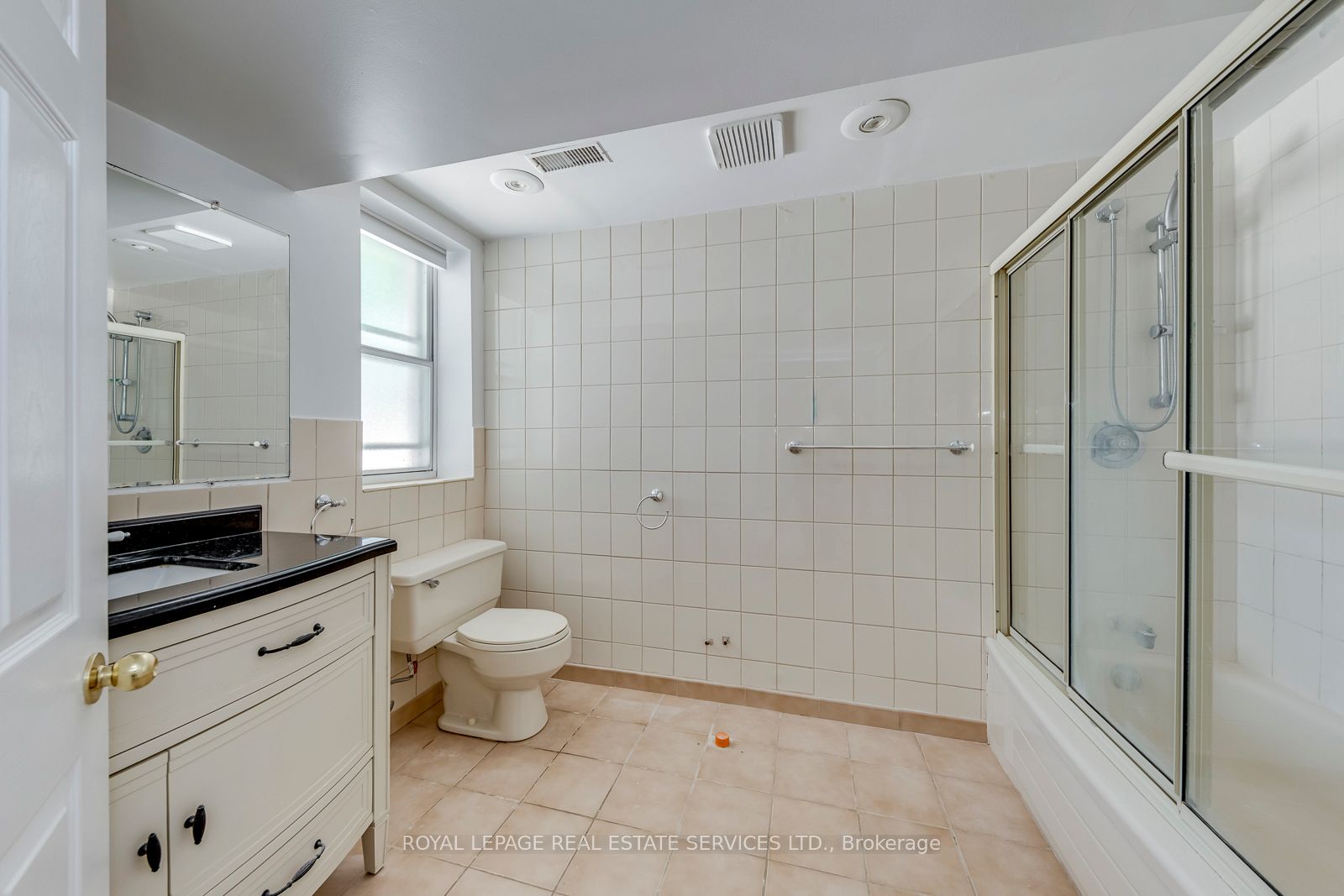 1602 Lincolnshire Boulevard Property Photo 30